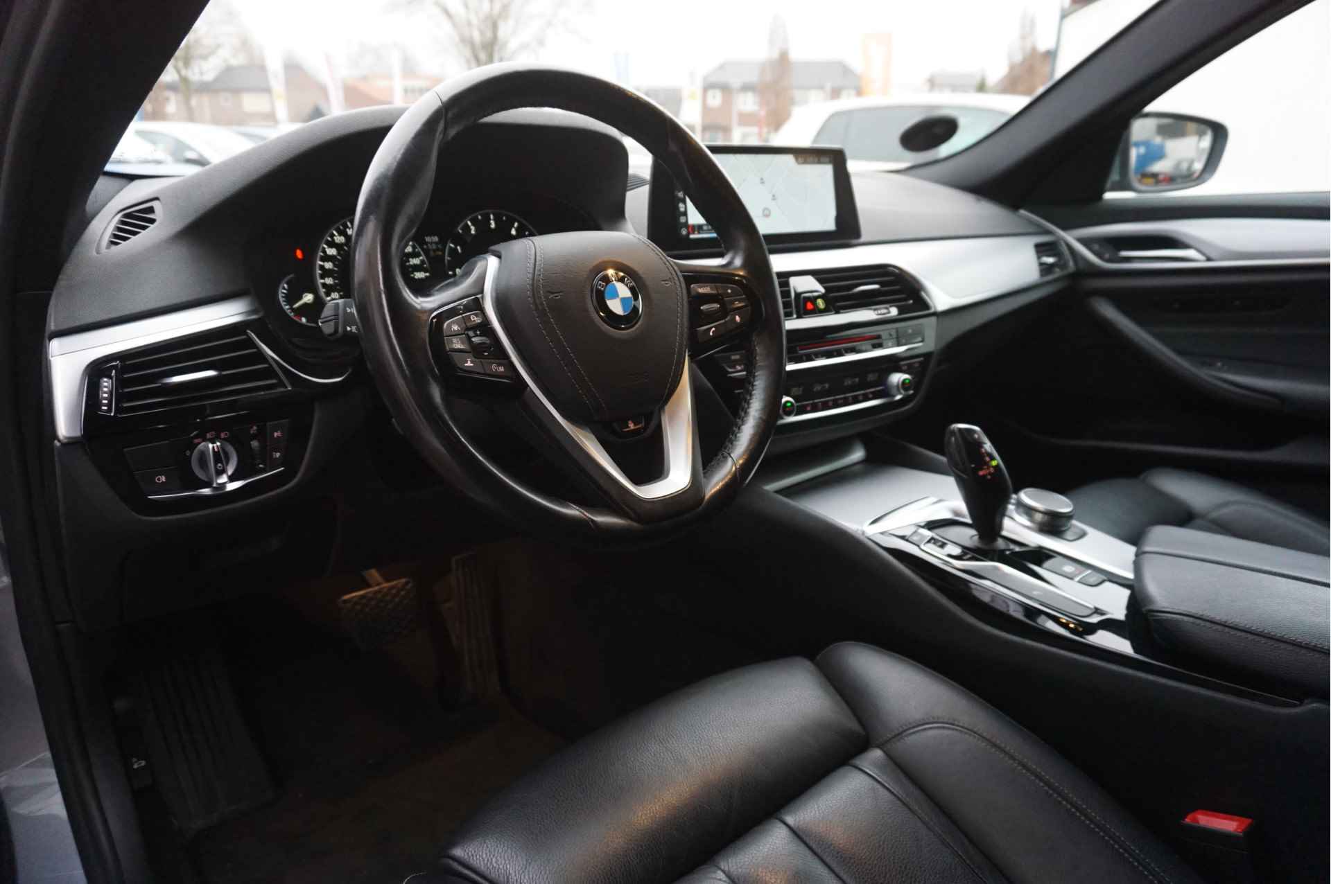 BMW 5 Serie Touring 530I High Executive Automaat - 16/22