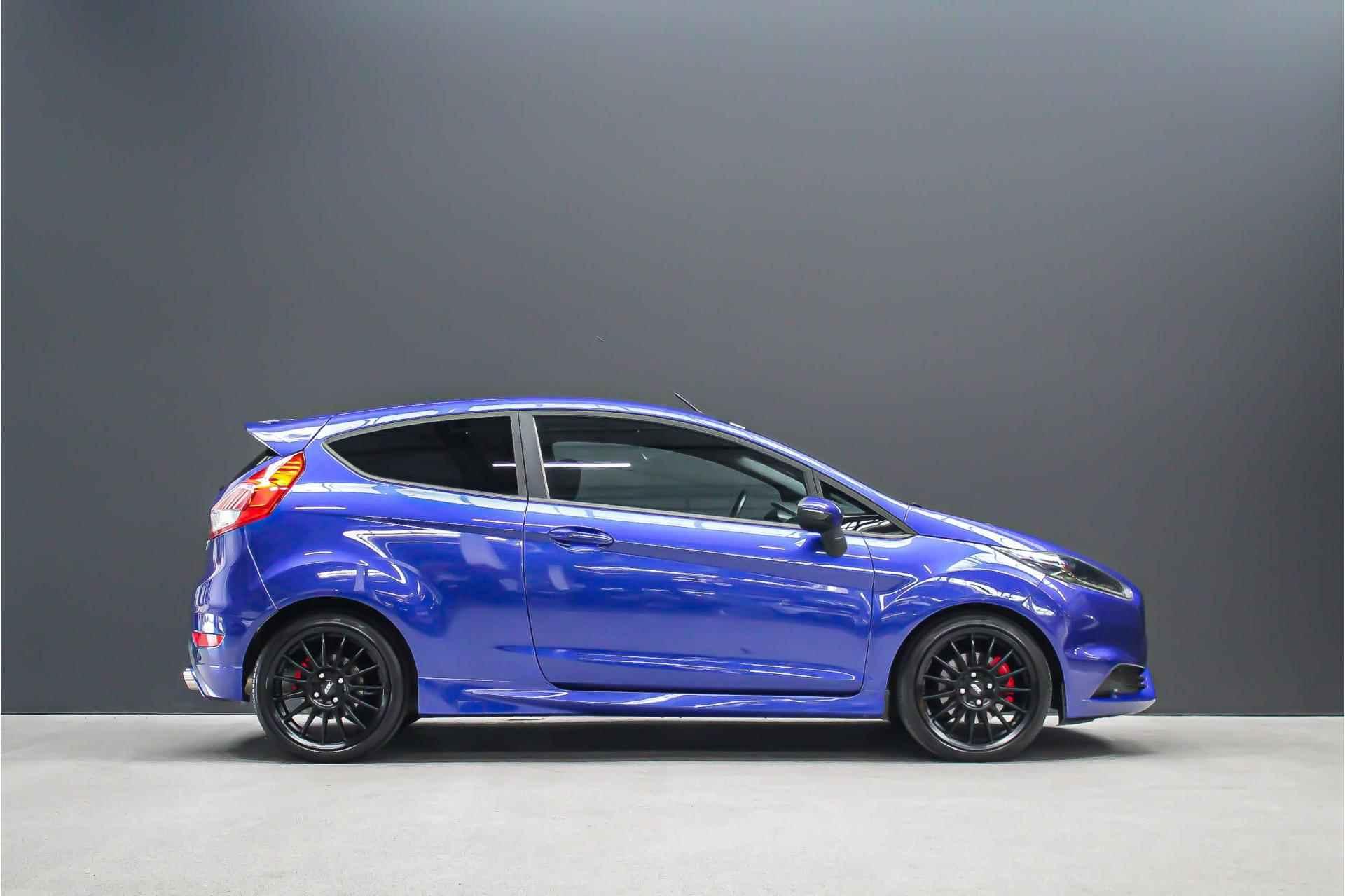 Ford Fiesta 1.6 210pk ST-2 STYLE PACK |REVO stage 1|Milltek non-resonated|Milltek 200 cell sportcat|Airtec intercooler|cruise control|navi|17"| - 6/36