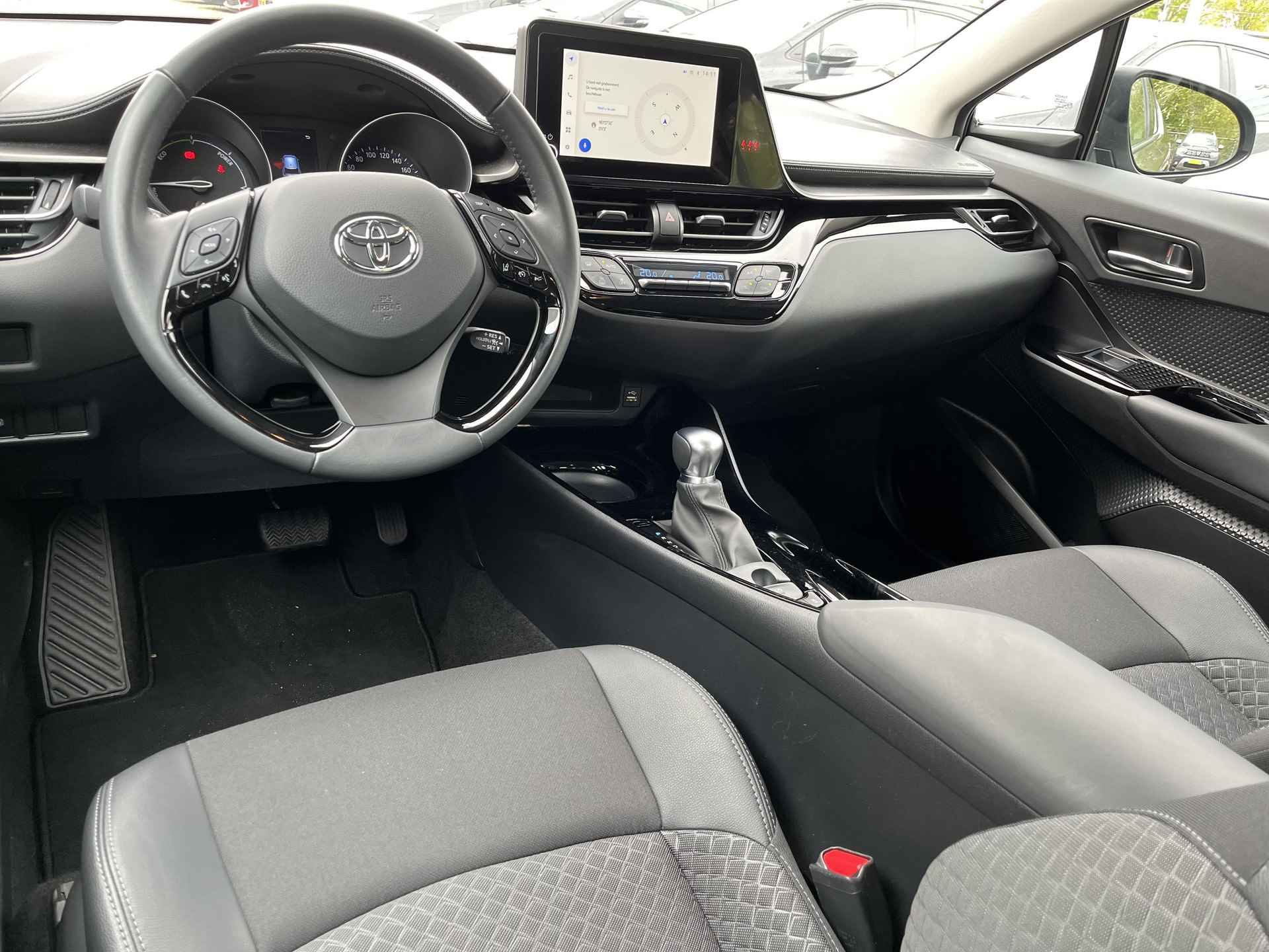 Toyota C-HR 1.8 Hybrid Dynamic | All-in prijs | Apple/Android | Camera | Parkeersensoren | Navigatie | - 16/36