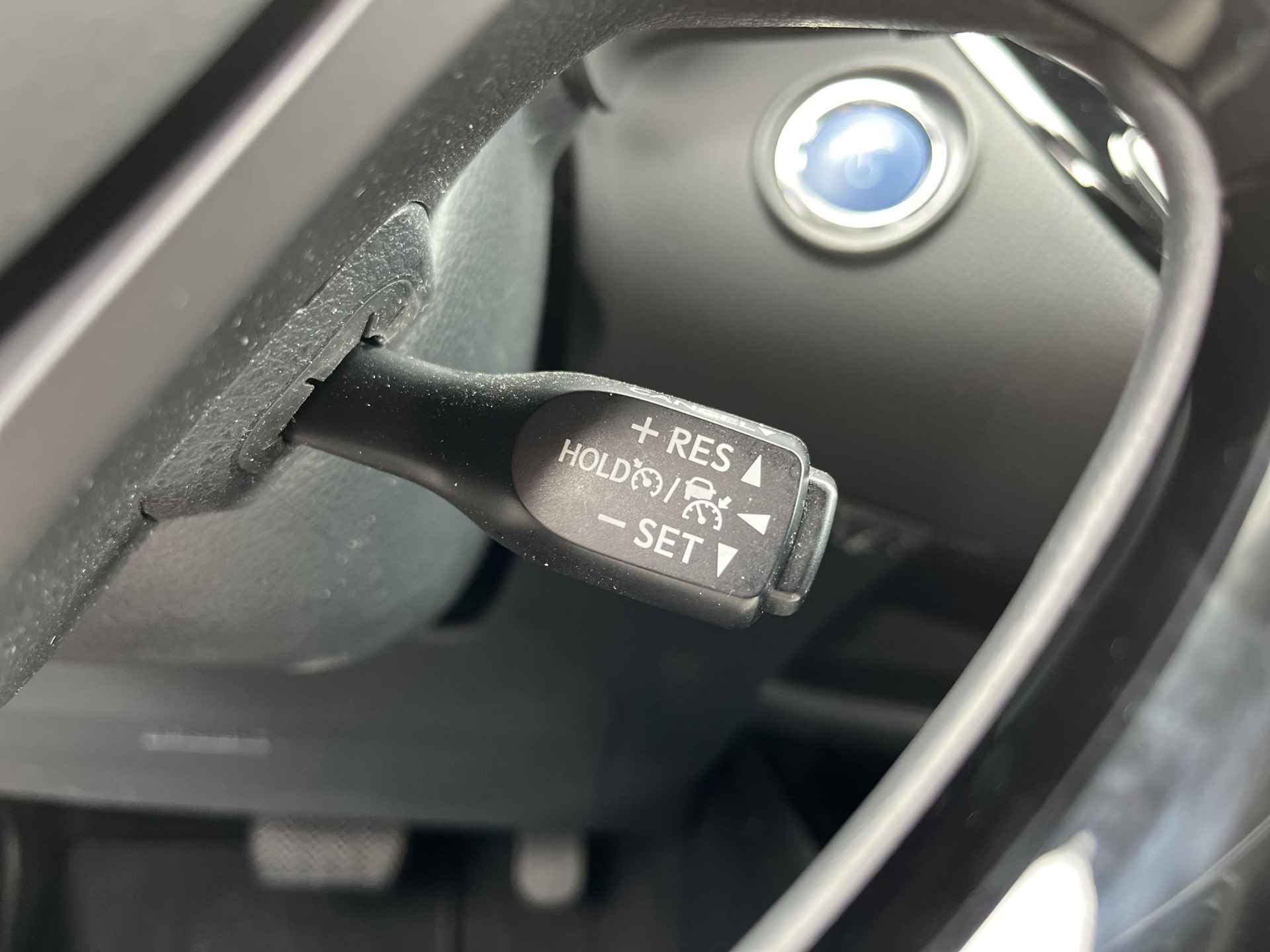 Toyota C-HR 1.8 Hybrid Dynamic | All-in prijs | Apple/Android | Camera | Parkeersensoren | Navigatie | - 23/36