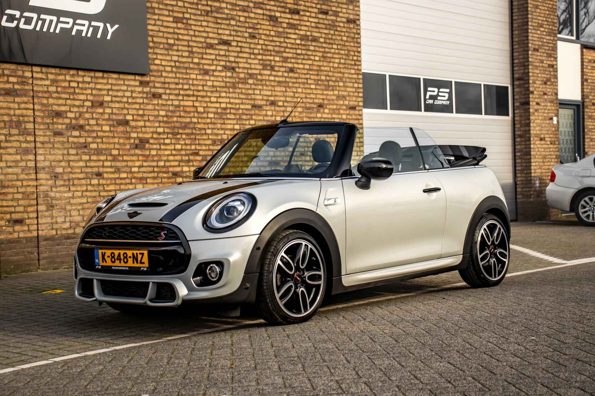 Mini Cabrio 2.0 Cooper S Hammersmith JCW, NAP, Leder, H&K - 4/45