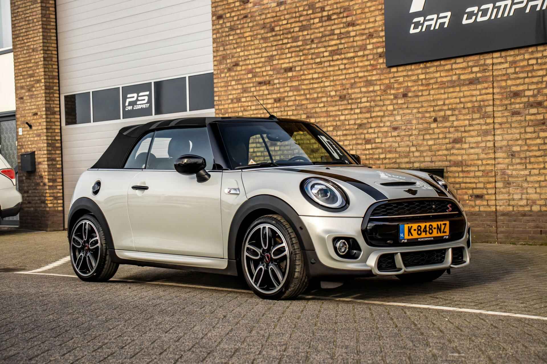 Mini Cabrio 2.0 Cooper S Hammersmith JCW, NAP, Leder, H&K - 15/45