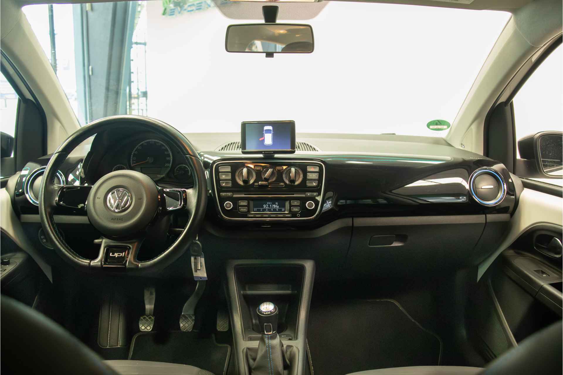 Volkswagen up! 1.0 CUP up! BlueMotion 5-Drs. Panoramadak Navigatie CruiseControl - 7/22