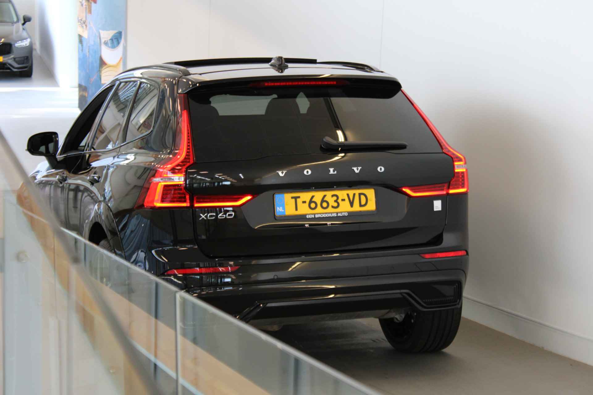 Volvo XC60 Polestar Engineered T8 455PK | Full Options! | Dubbel Glas | B&W Audio | Trekh | 22'' | Head Up - 70/70