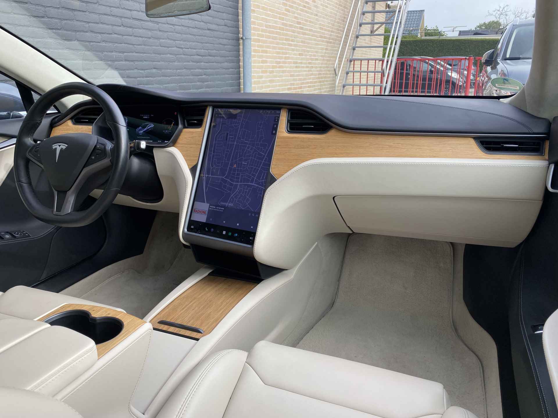 Tesla Model S 100D  Long Range AWD | incl. BTW | panoramadak | autopilot | luchtvering | adaptieve cruise - 20/41
