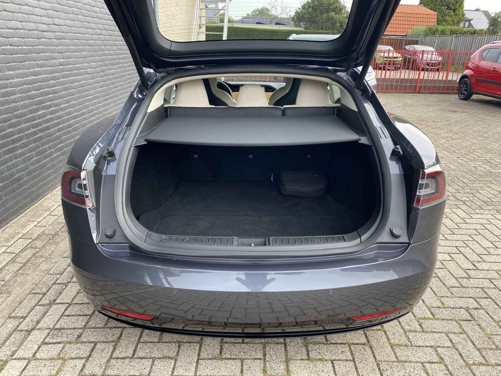 Tesla Model S 100D  Long Range AWD | incl. BTW | panoramadak | autopilot | luchtvering | adaptieve cruise - 24/40