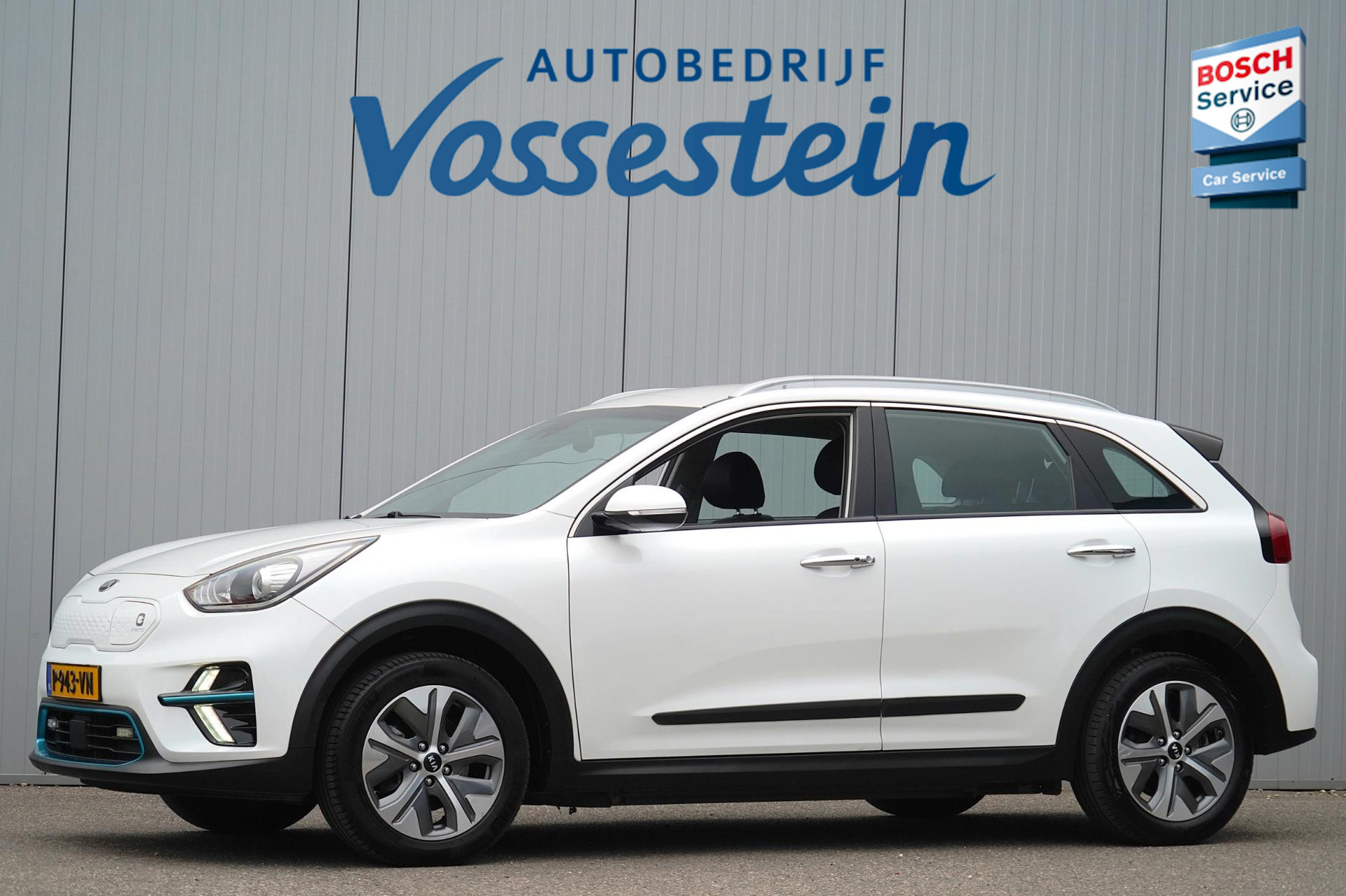 Kia E-Niro DynamicLine 64 kWh / Navigatie / Incl. BTW / Trekhaak / Climate / Cruise Control