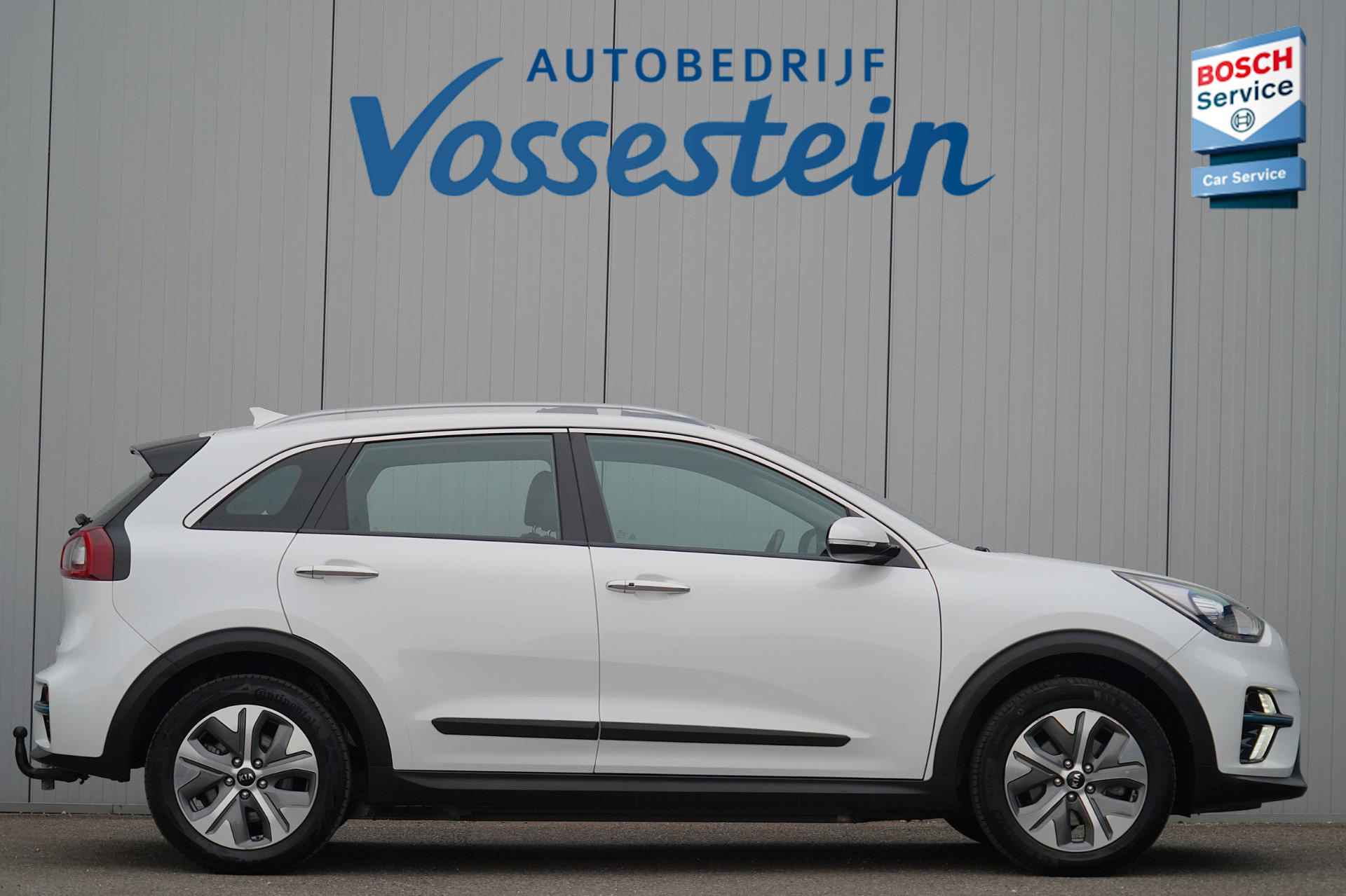 Kia E-Niro DynamicLine 64 kWh / Navigatie / Incl. BTW / Trekhaak / Climate / Cruise Control - 30/35