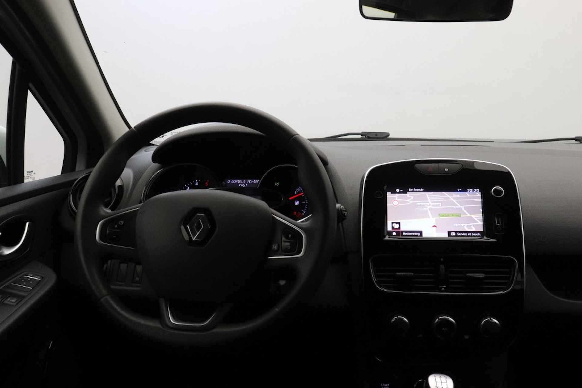 RENAULT Clio Estate 1.5 dCi Zen - Navi, Cruise, Trekhaak - 4/24