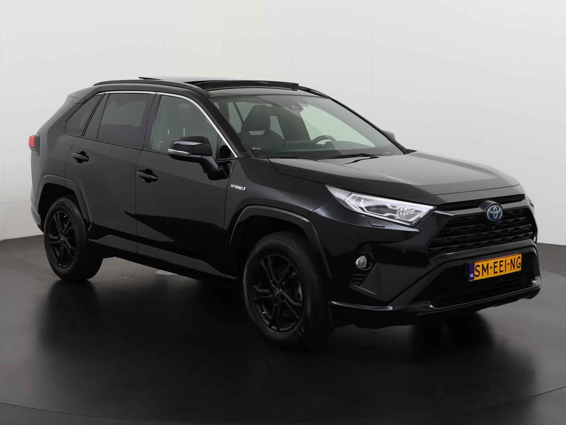 Toyota RAV4 2.5 Hybrid Black Edition | Panoramadak | Camera | JBL | Zondag Open! - 30/40