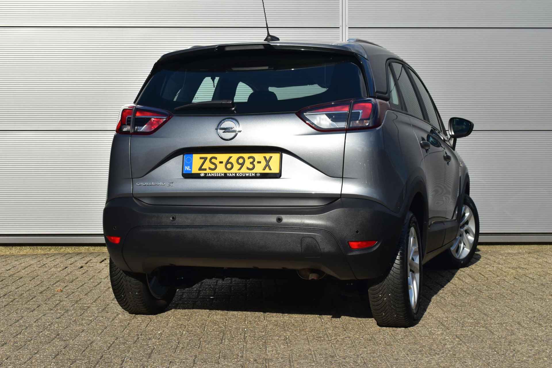 Opel Crossland X 1.2 Turbo Innovation Parkeersensoren Navigatie Stuur en Stoelverwarming WINTERPAKKET! - 4/41