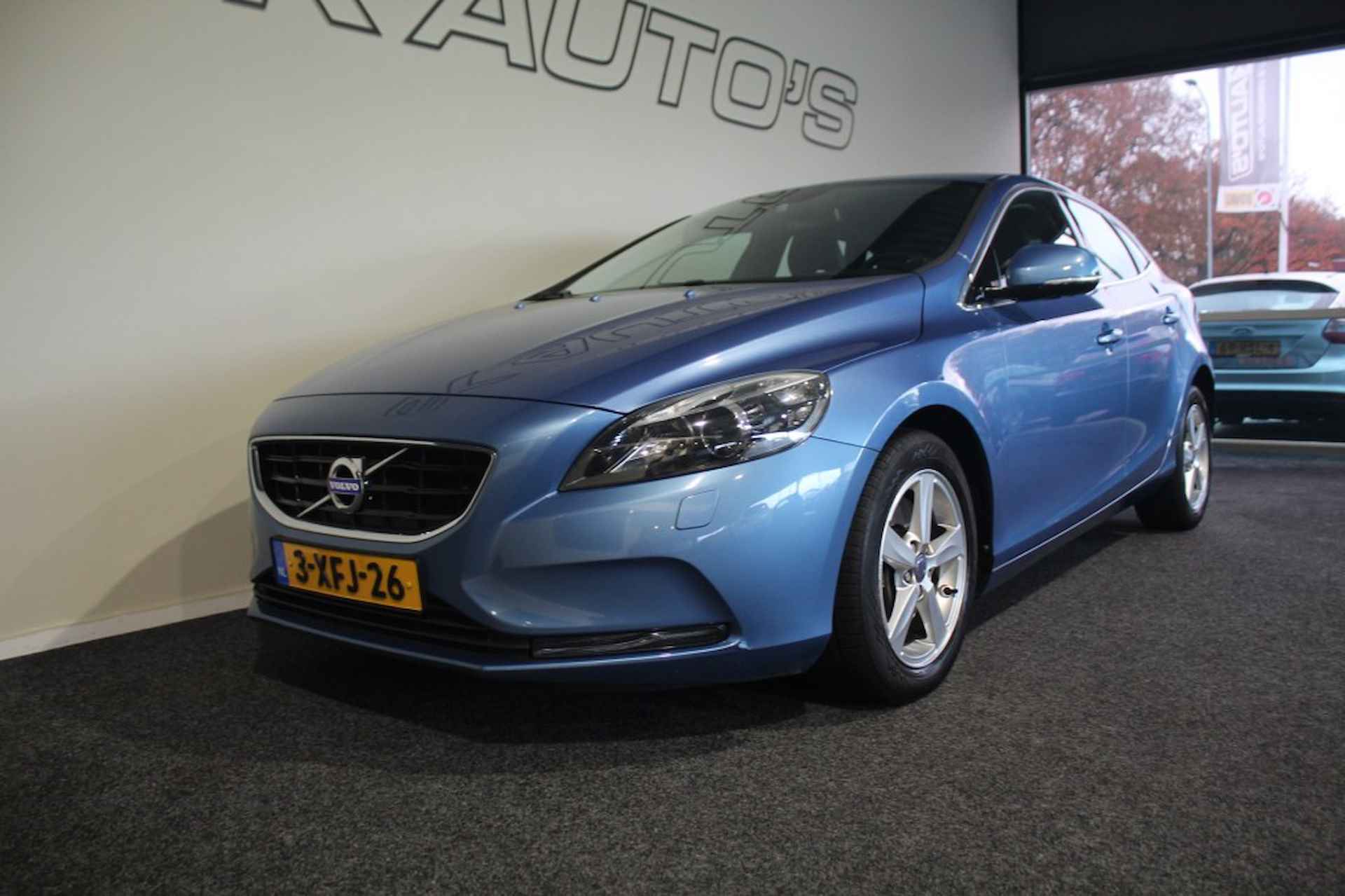 VOLVO V40 2.0 D4 MOMENTUM BNS NAVI CRUISE STOELV NAP! CLIMA ALL-IN! - 8/53