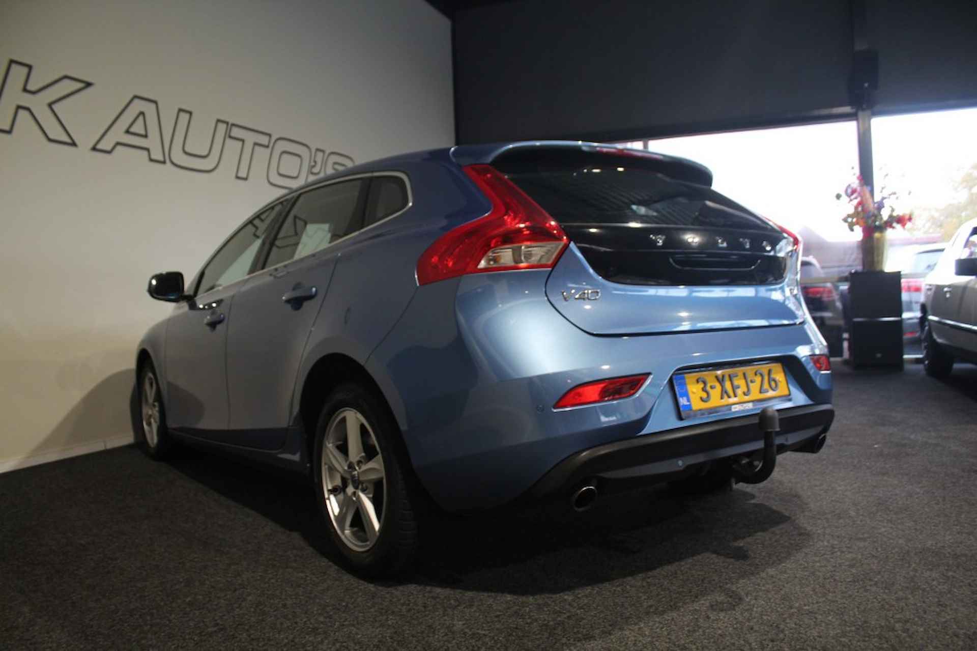 VOLVO V40 2.0 D4 MOMENTUM BNS NAVI CRUISE STOELV NAP! CLIMA ALL-IN! - 43/53