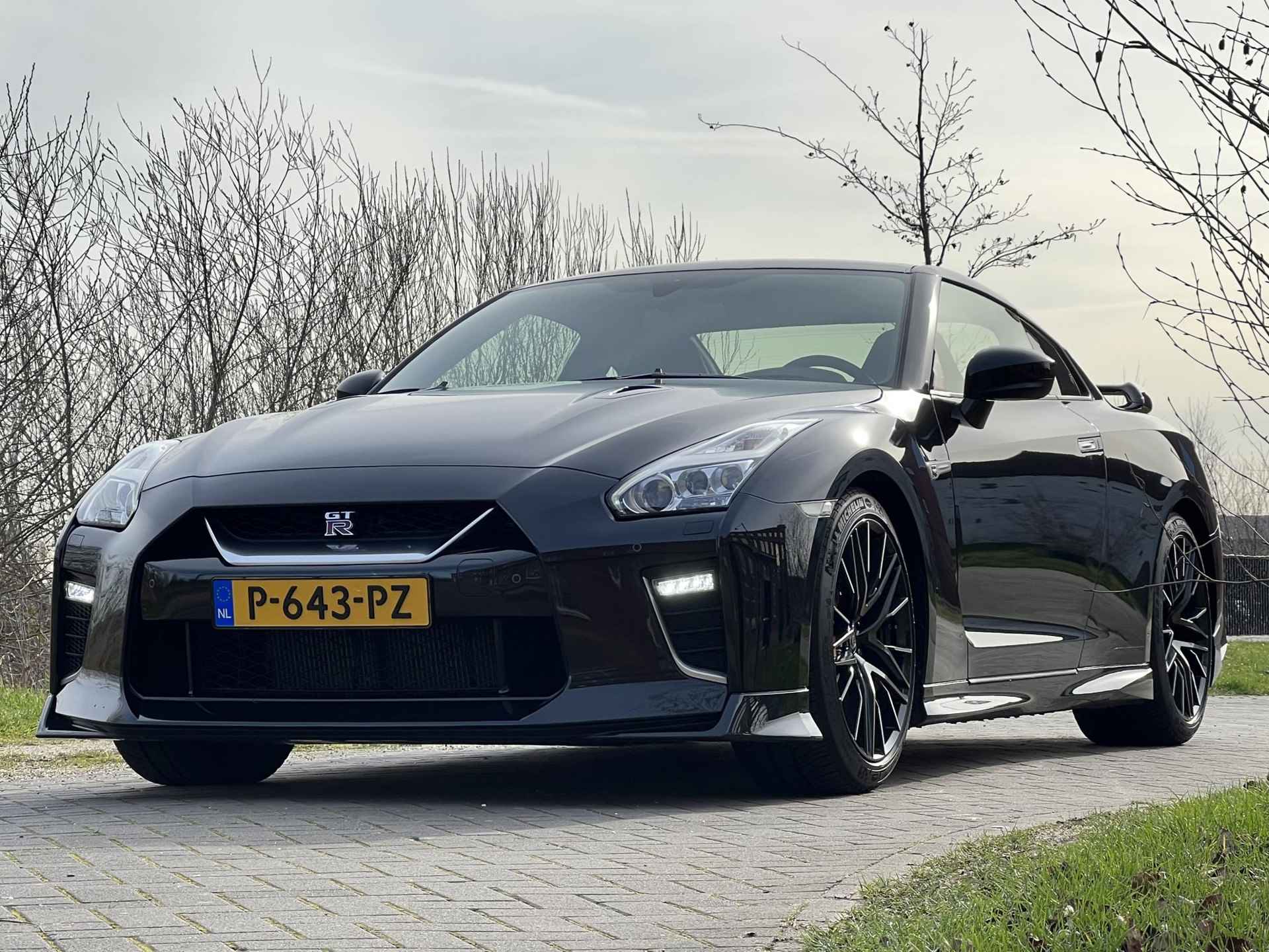 Nissan GT-R 3.8 V6 Black Edition Cruise Control | Navigatie | PDC | Camera | Climate Control | Bose Premium Sound | Brembo Remmen | Titanium uitlaat | Apple Carplay | Lederen Kuipstoelen | Black Edition | - 44/50