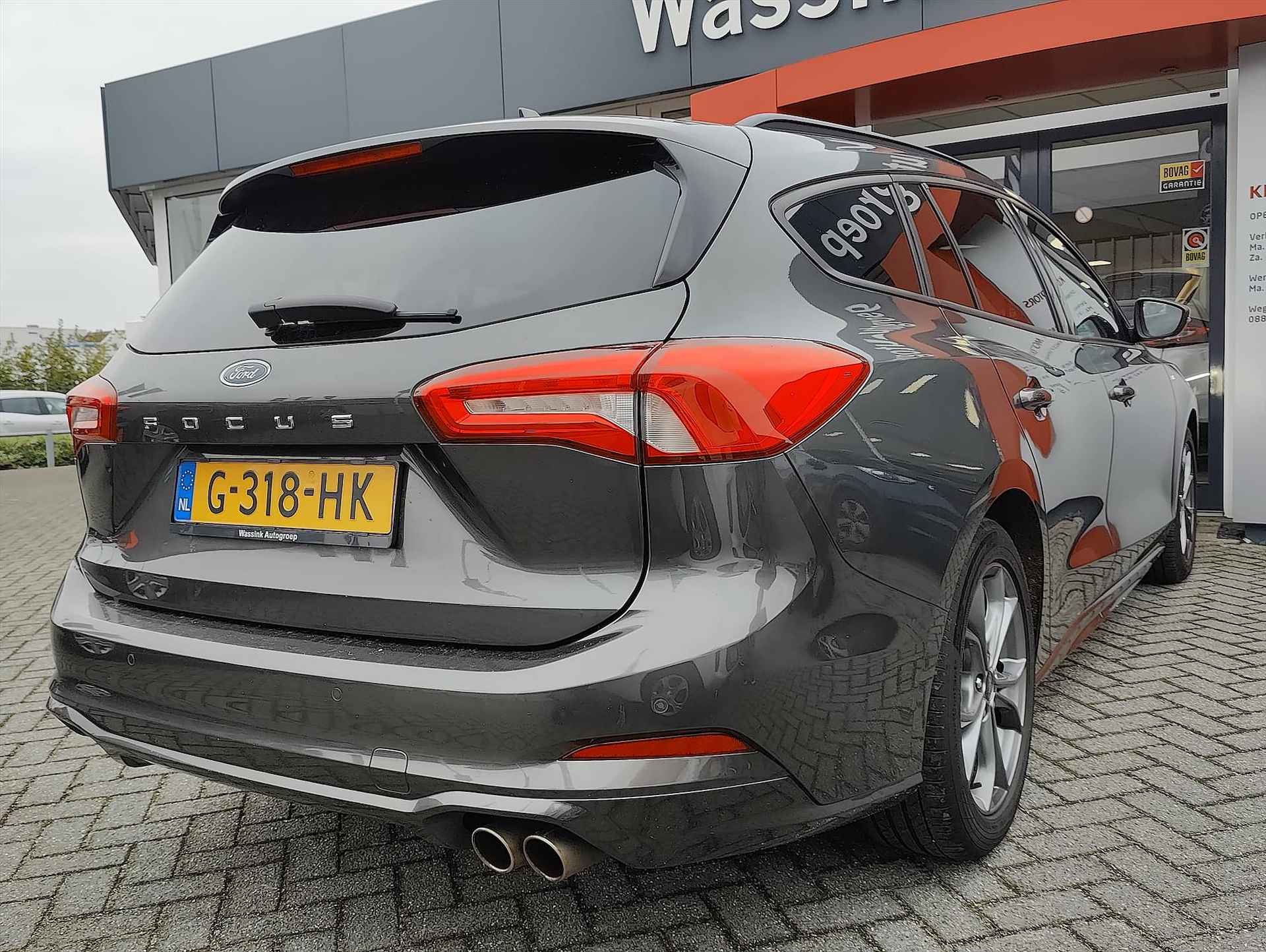 Ford Focus Wagon 1.5 EcoBoost 150pk Automaat ST-Line Business I 1500 KG trekvermogen | Navigatie | Apple Carplay/Android | - 9/34