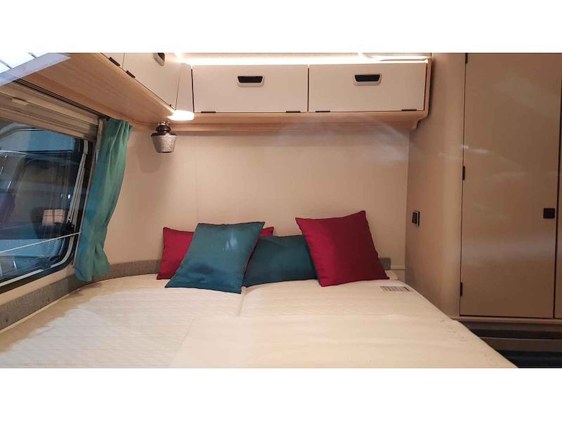 Eriba Touring 530 Harbour Blue - 14/16