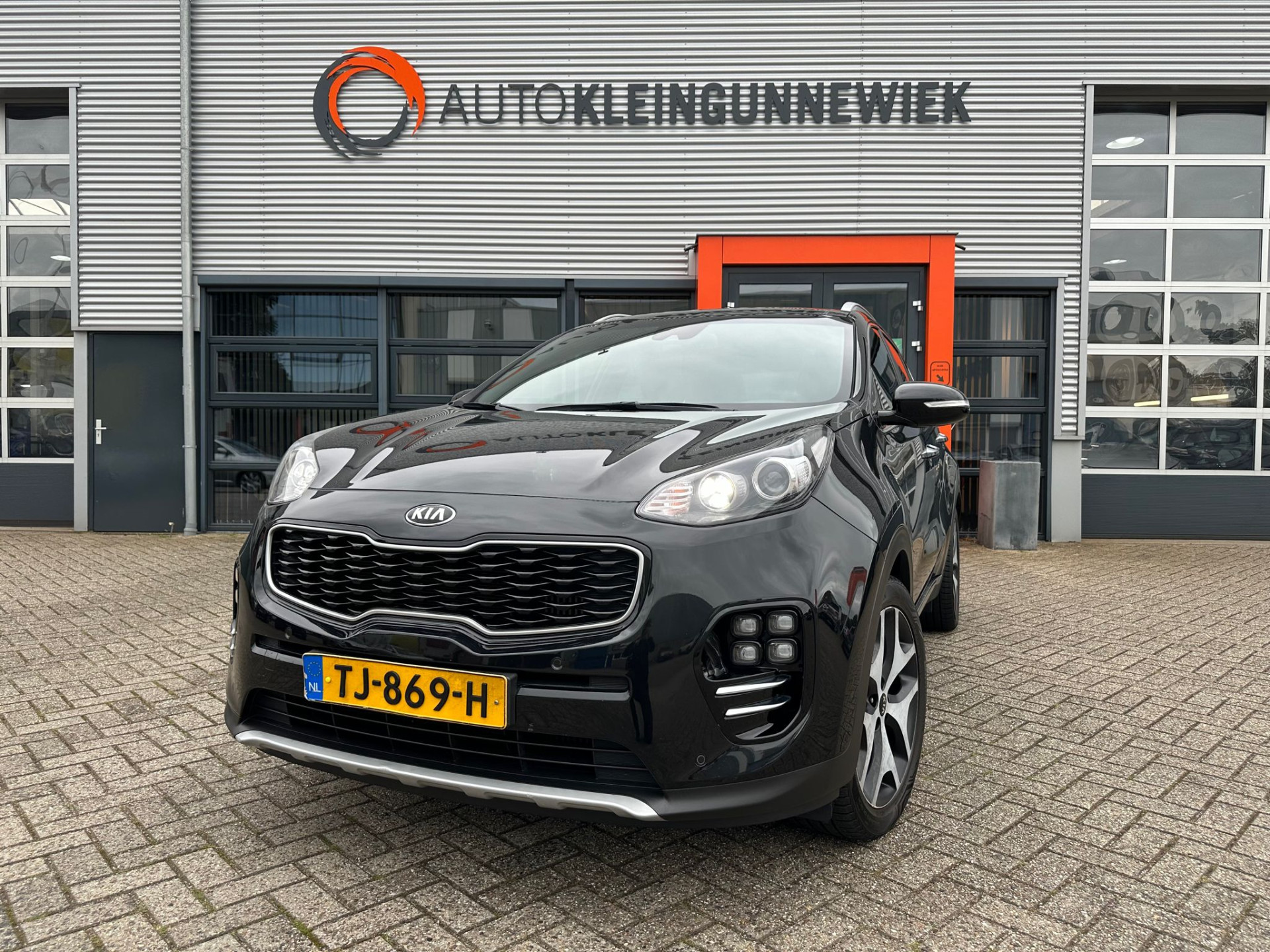 Kia Sportage 1.6 T-GDI 4WD GT-Line Automaat NL-Auto 1e eigenaar / All-season banden / Trekhaak / Apple/Android Carplay / 19 inch