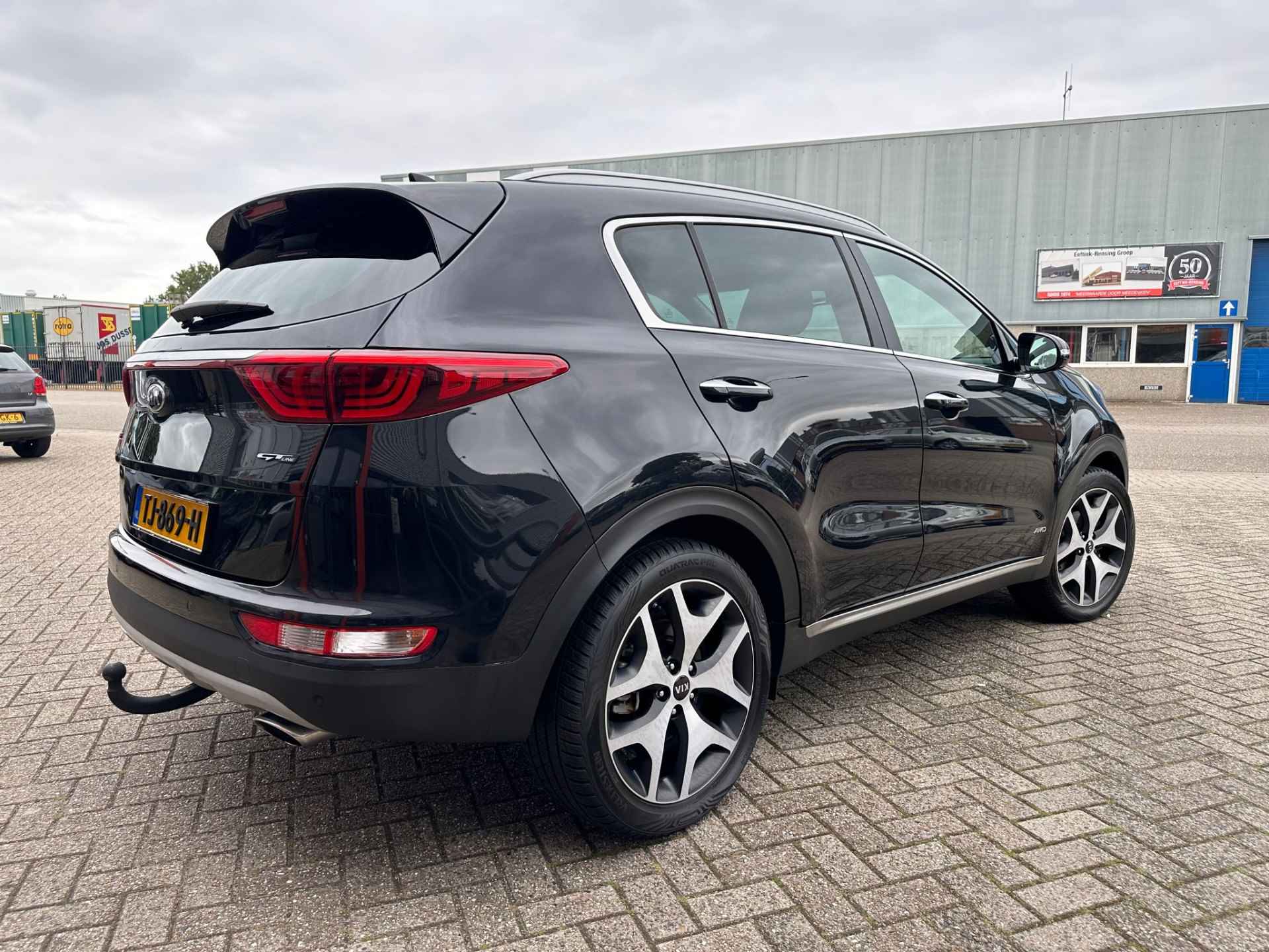 Kia Sportage 1.6 T-GDI 4WD GT-Line Automaat NL-Auto 1e eigenaar / All-season banden / Trekhaak / Apple/Android Carplay / 19 inch - 8/13