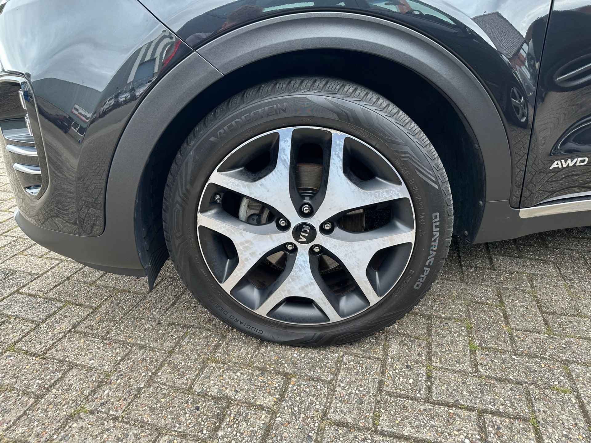 Kia Sportage 1.6 T-GDI 4WD GT-Line Automaat NL-Auto 1e eigenaar / All-season banden / Trekhaak / Apple/Android Carplay / 19 inch - 11/13