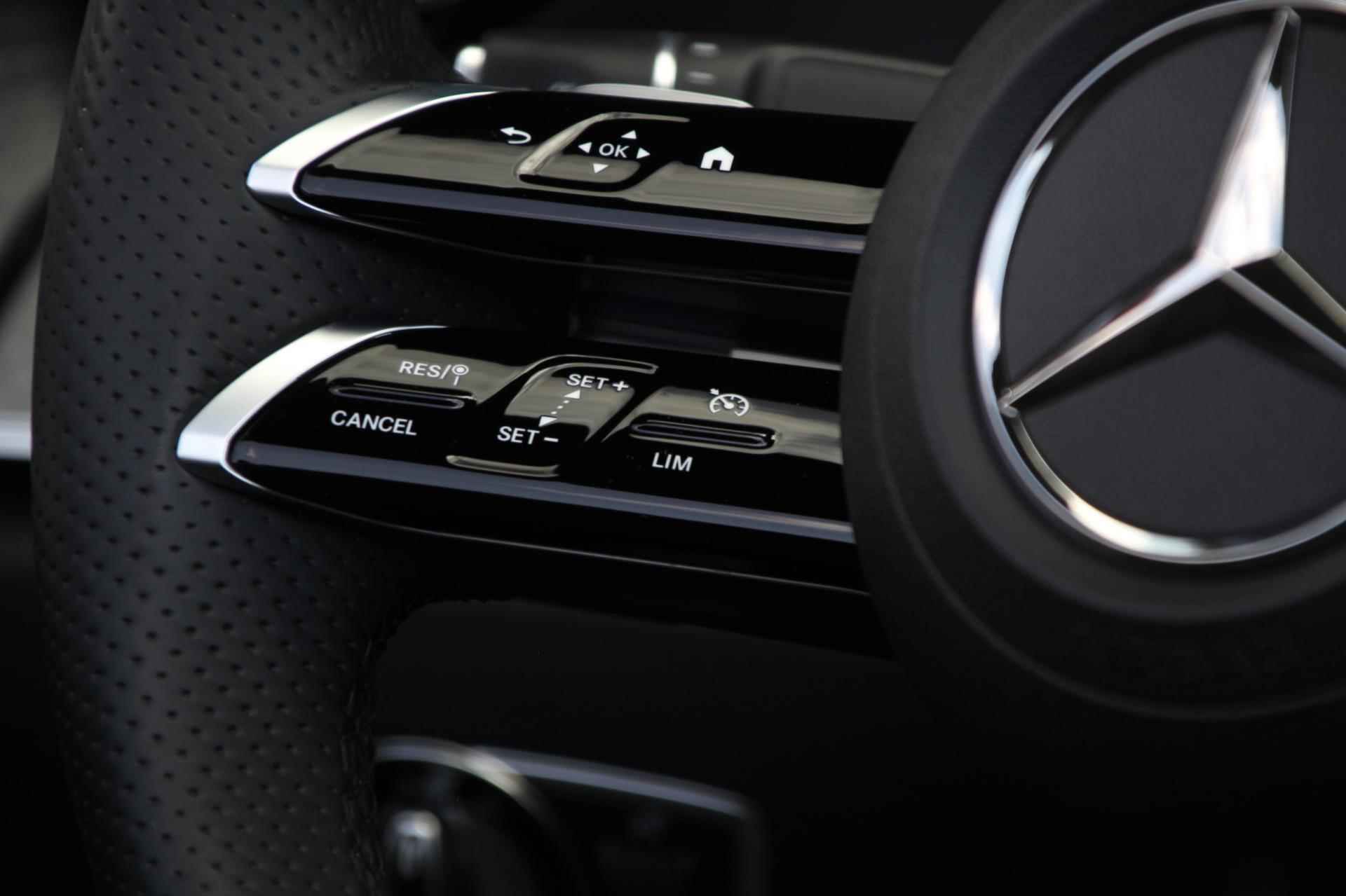 Mercedes-Benz E-klasse Cabrio 200 | AMG | Burmester | Airscarf | Mulitbeam | Sfeerverl - 31/52