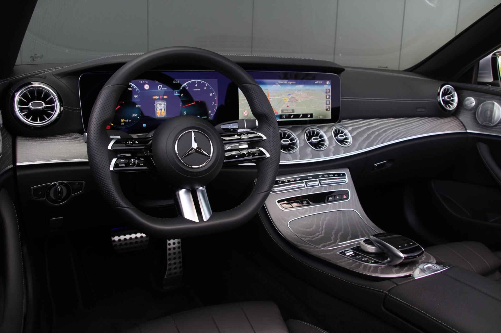 Mercedes-Benz E-klasse Cabrio 200 | AMG | Burmester | Airscarf | Mulitbeam | Sfeerverl - 12/52