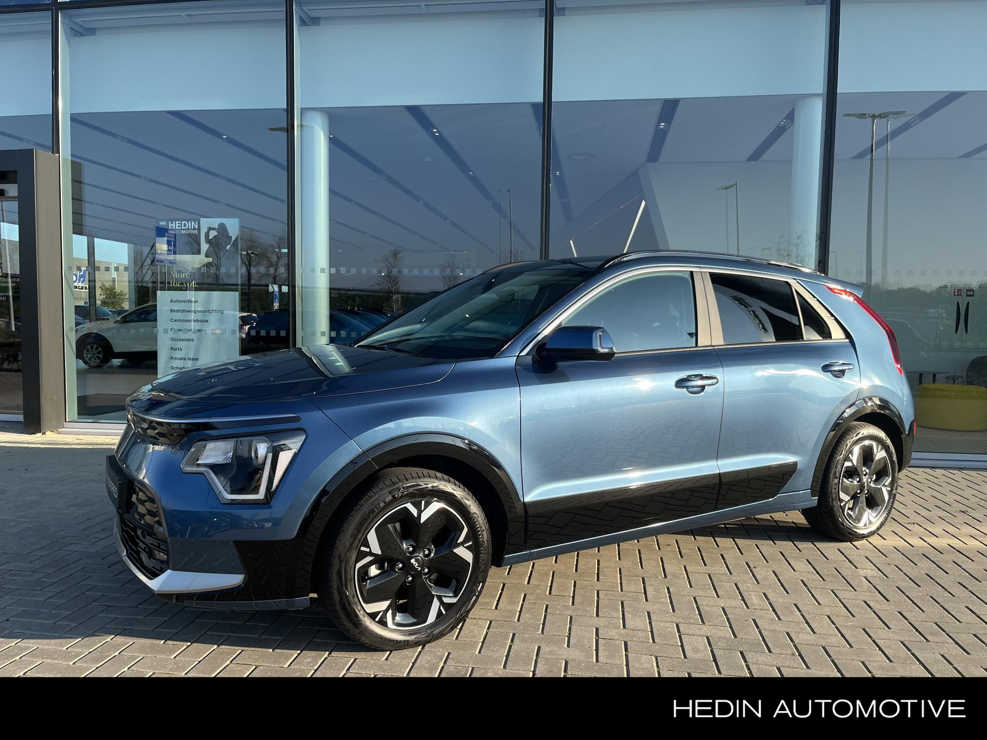 Kia Niro Edition 64.8 kWh | Navigatie | Camera | Ad. Cruise | Stoel/stuurverwarming | Apple Carplay/Android Auto | PDC V+A | LMV 17 inch