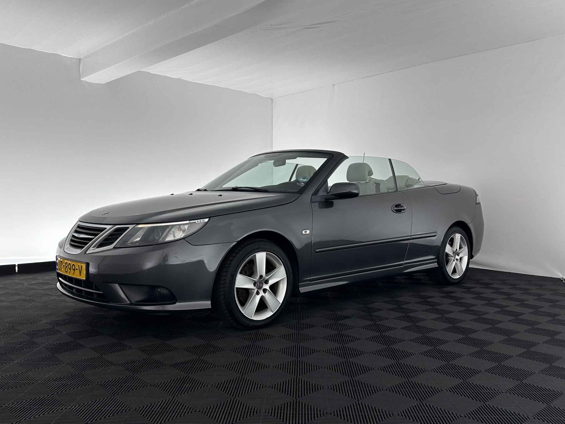 Saab 9-3 Cabrio 1.9 TiD Vector *NAVI-FULLMAP | SOFT-LEATHER | ECC | PDC | CRUISE | TOWBAR | COMFORT-SEATS | 17''ALU* - 4/36