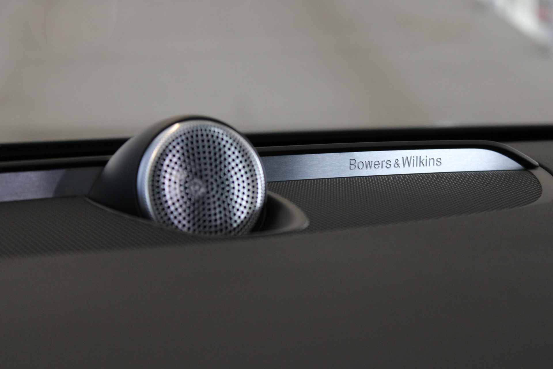 Volvo V90 T8 455PK Long Range Ultimate Dark | Full Option | Luchtvering | Bowers & Wilkins | HUD | 360º view - 14/91