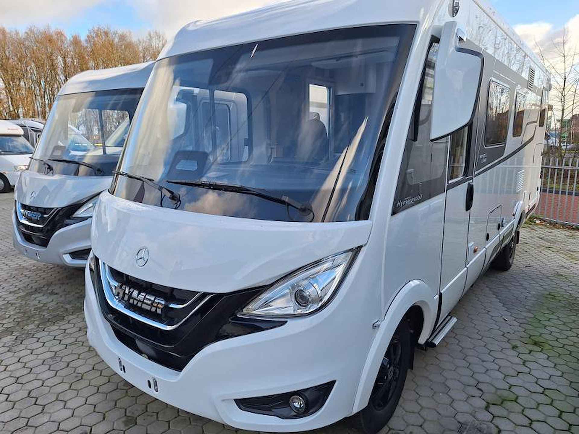 Hymer BMC-I 600 WhiteLine  - 2025 - 9G AUTOMAAT - 4/25