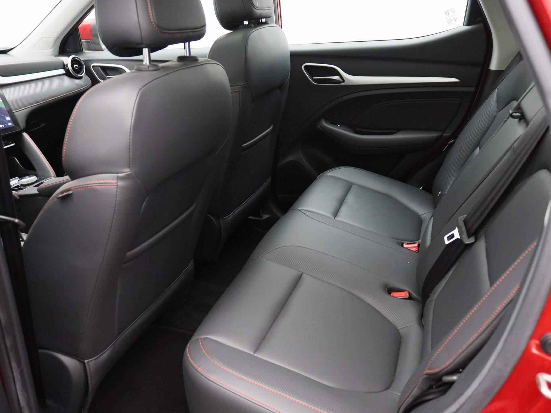 MG ZS EV Standard Range Luxury | Navi | Leder | Panoramadak | Apple CarPlay | Adaptive Cruise control | - 12/26