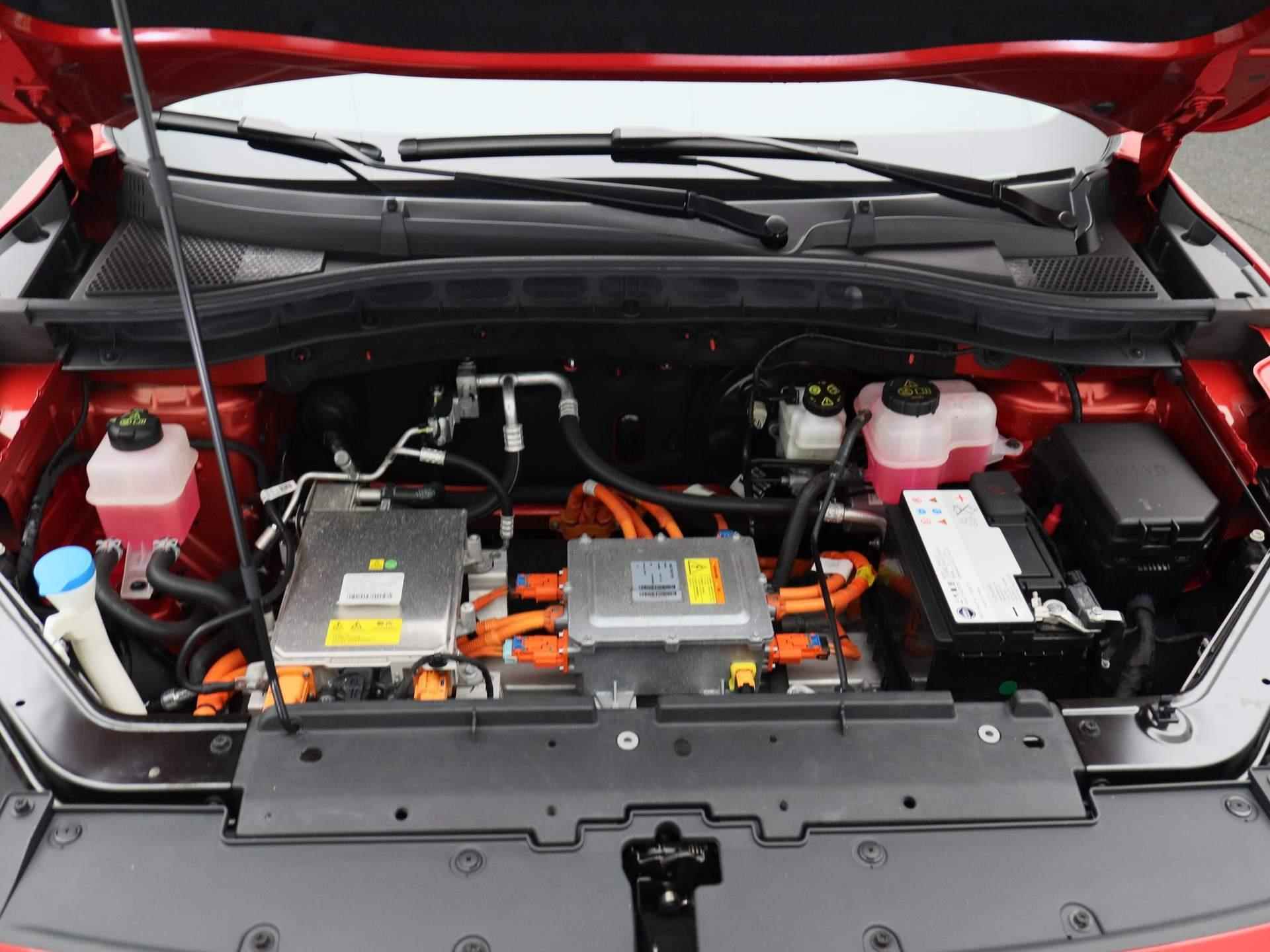 MG ZS EV Standard Range Luxury | Navi | Leder | Panoramadak | Apple CarPlay | Adaptive Cruise control | - 25/26
