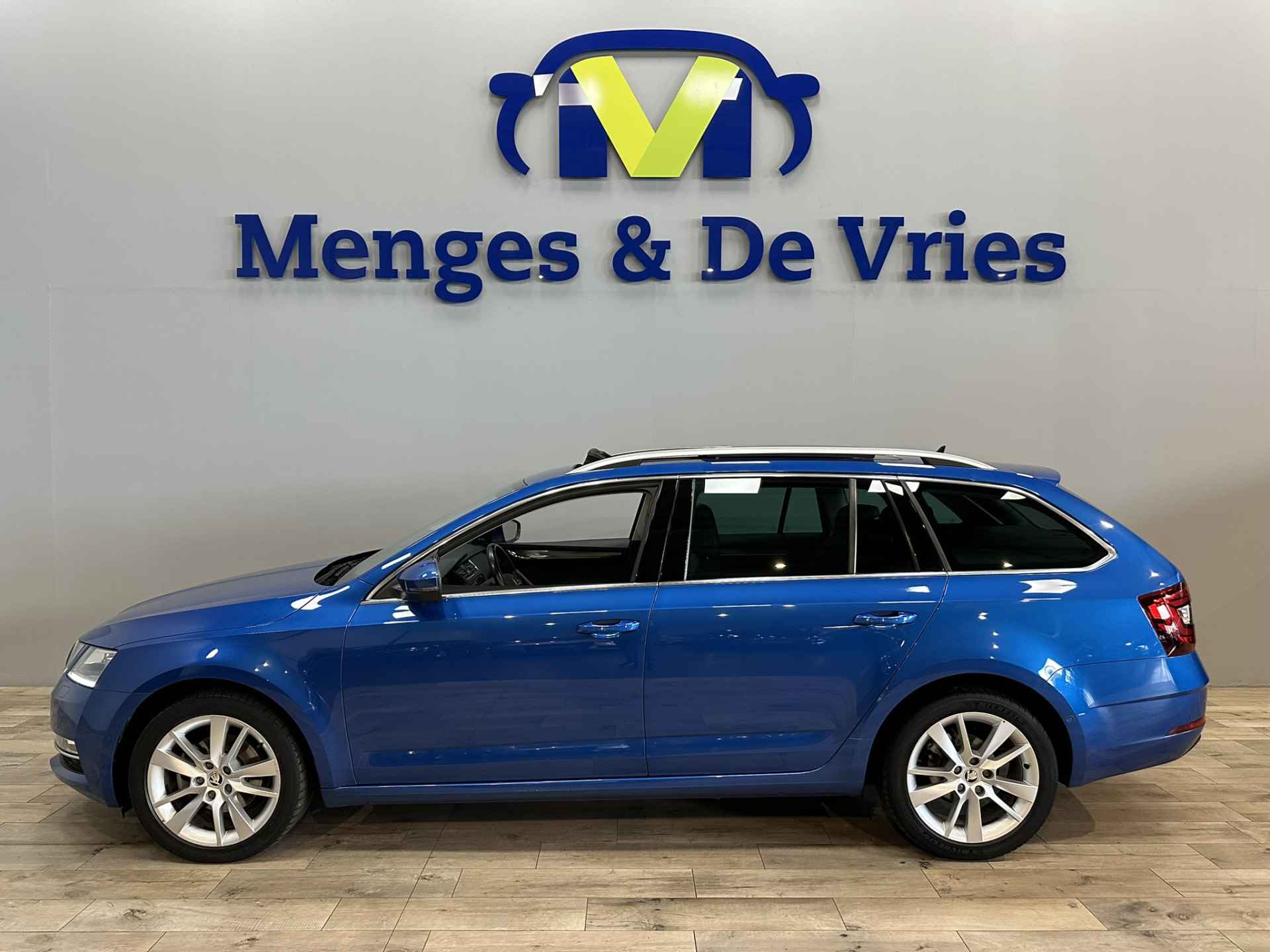 Škoda Octavia Combi 1.5 TSI Greentech Style Business Airco ECC | Panorama | Canton | Leer | Trekhaak | LED | Cruise Control | Navigatie | Apple Carplay Android Auto | Isofix | NAP | - 6/49