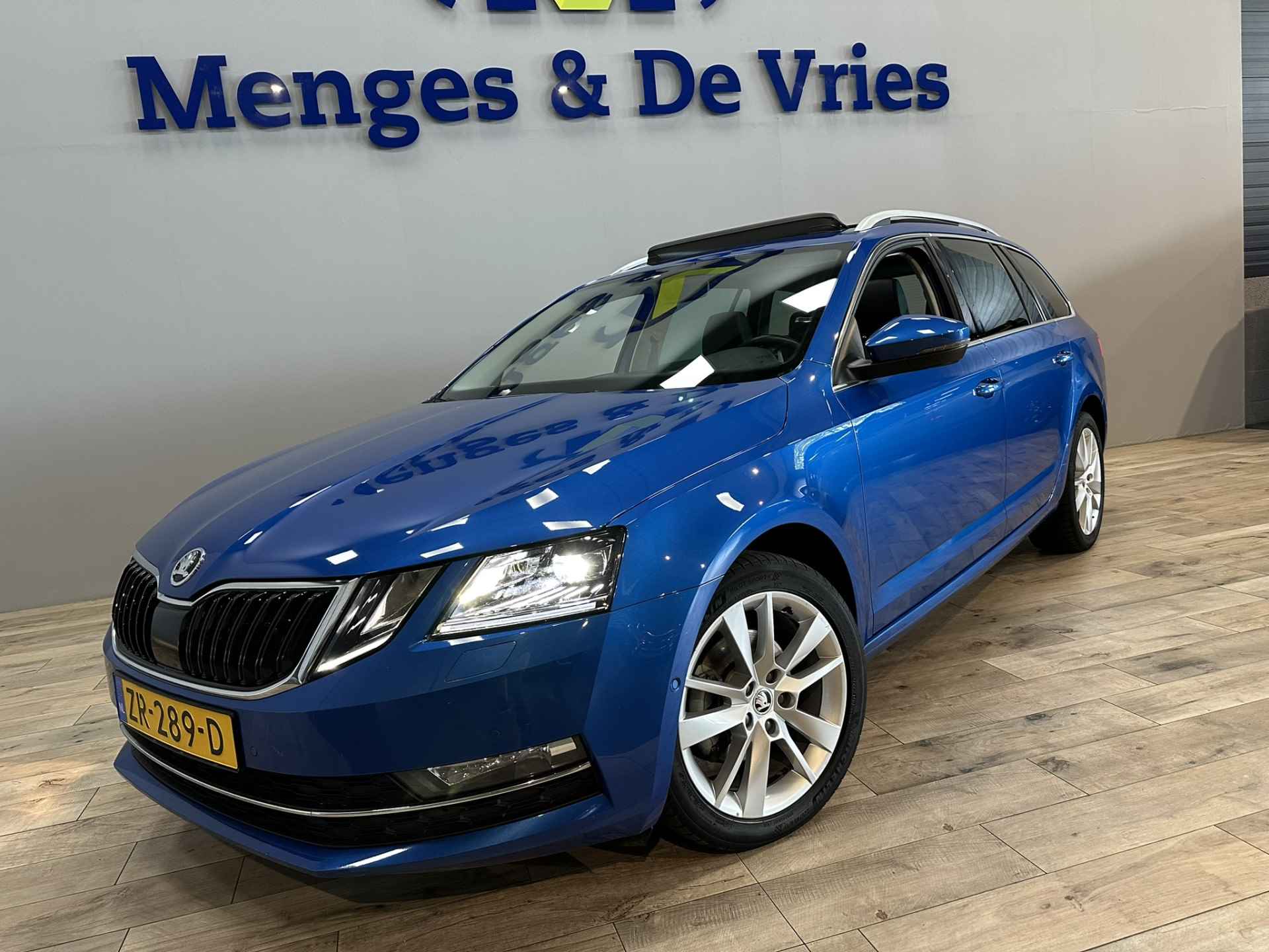 Škoda Octavia Combi 1.5 TSI Greentech Style Business Airco ECC | Panorama | Canton | Leer | Trekhaak | LED | Cruise Control | Navigatie | Apple Carplay Android Auto | Isofix | NAP | - 44/49