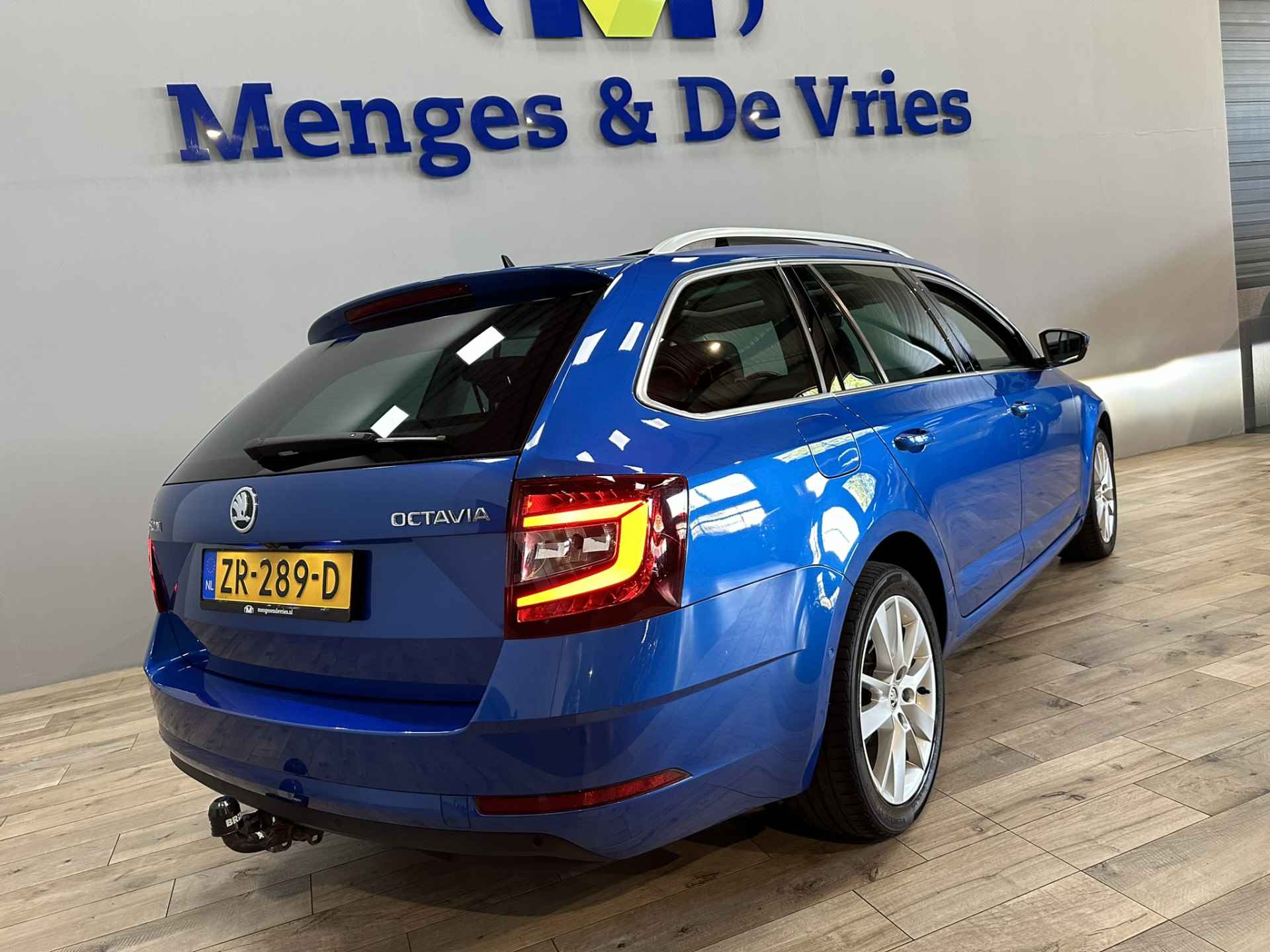 Škoda Octavia Combi 1.5 TSI Greentech Style Business Airco ECC | Panorama | Canton | Leer | Trekhaak | LED | Cruise Control | Navigatie | Apple Carplay Android Auto | Isofix | NAP | - 45/49