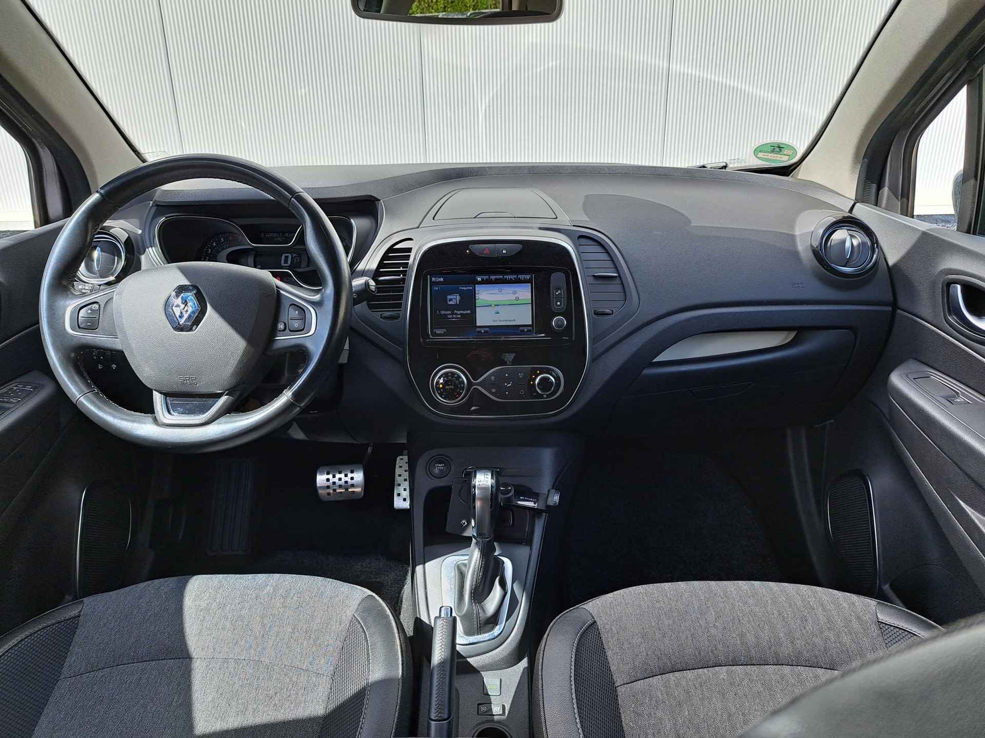 Renault Captur 1.3 TCe Intens | Trekhaak | Camera Achter | Climate Control | Navigatie - 10/31