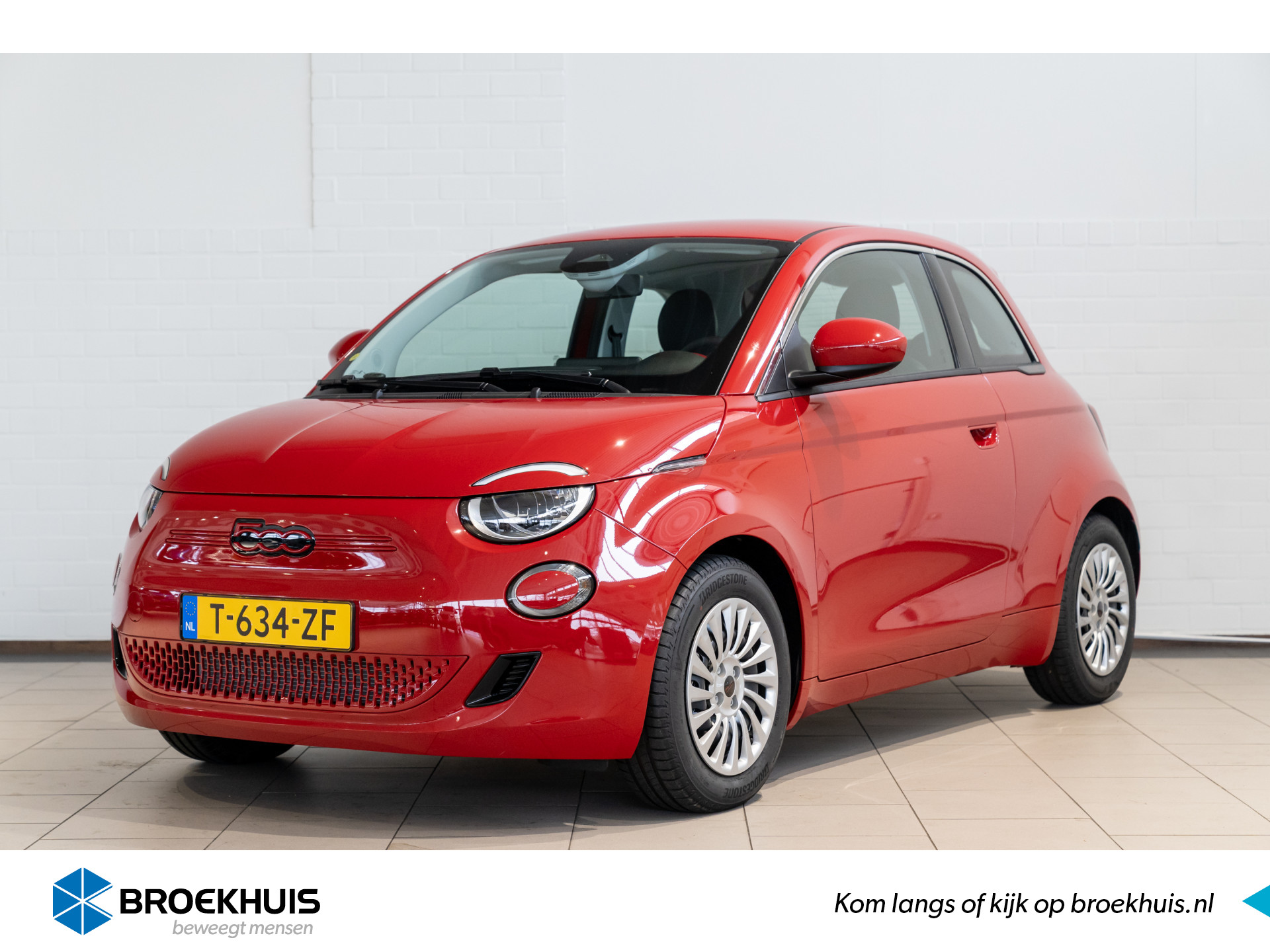 Fiat 500E RED 24 kWh | Navigatie | Pro Pack | Climate Controle | DAB | Apple Carplay & Android Auto | bij viaBOVAG.nl