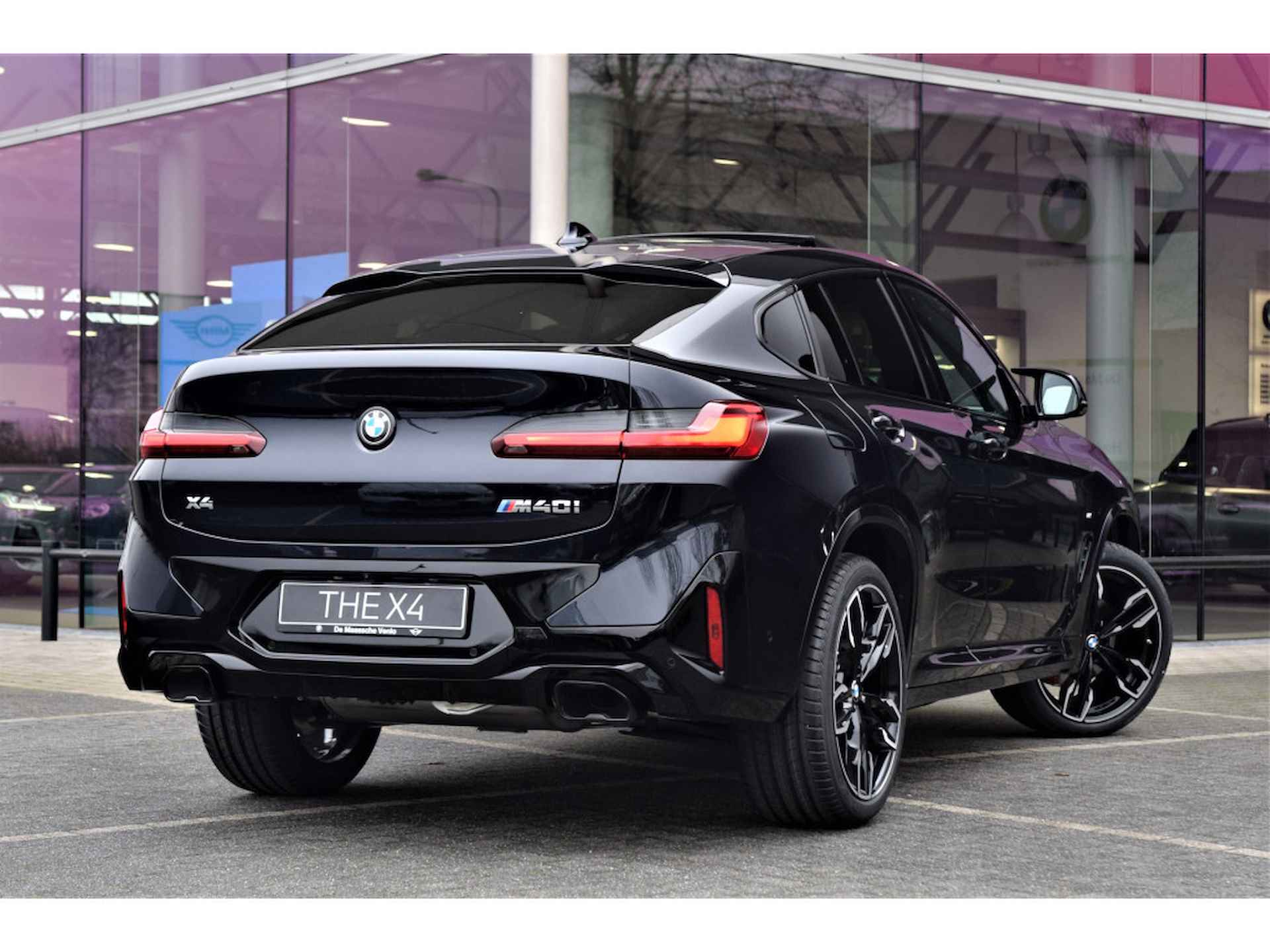 BMW X4 M40i High Executive Automaat / Panoramadak / Trekhaak / Laserlight / Parking Assistant Plus / Head-Up / Driving Assistant Professional / Comfort Access - 8/36