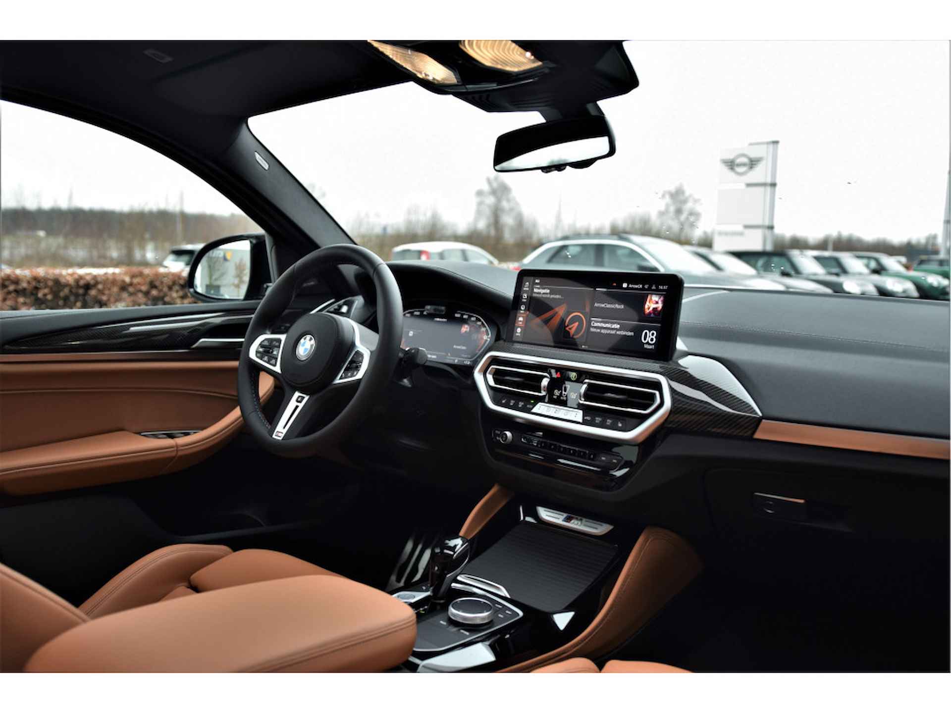 BMW X4 M40i High Executive Automaat / Panoramadak / Trekhaak / Laserlight / Parking Assistant Plus / Head-Up / Driving Assistant Professional / Comfort Access - 10/36