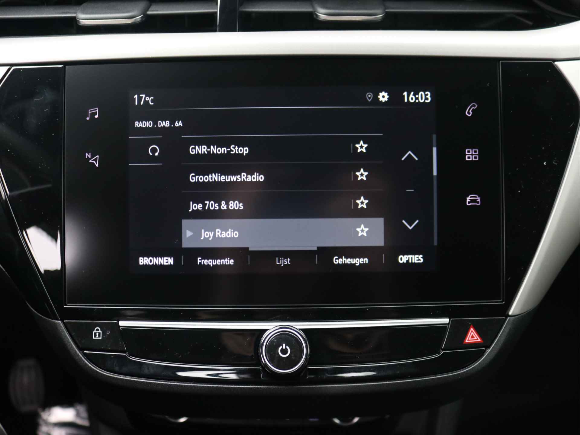 Opel Corsa 1.2 Edition | Airco | DAB+ | Cruise | Apple Carplay | ''16 licht metaal | Parkeer sensoren achter | Bluetooth - 15/23