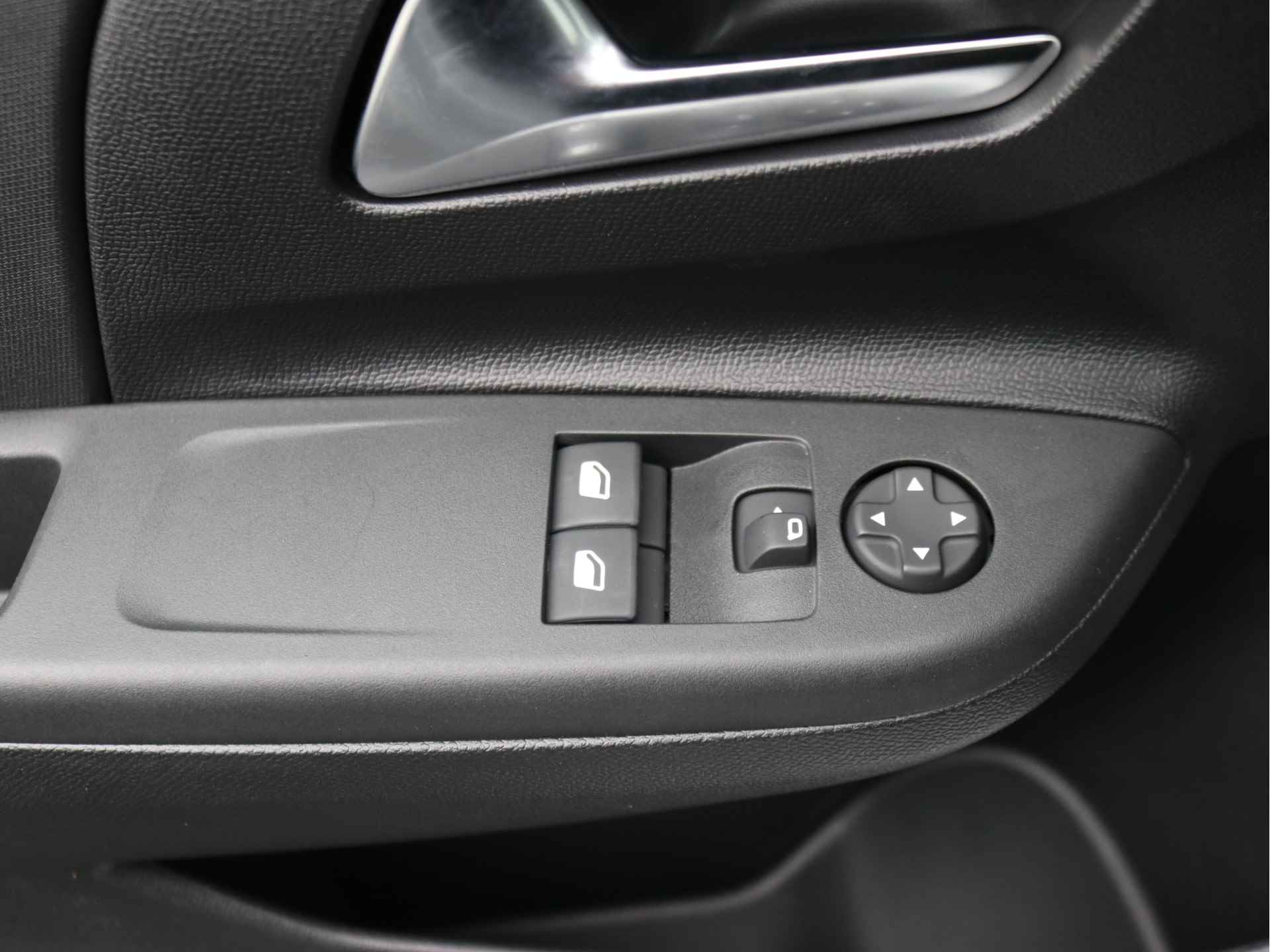 Opel Corsa 1.2 Edition | Airco | DAB+ | Cruise | Apple Carplay | ''16 licht metaal | Parkeer sensoren achter | Bluetooth - 21/23