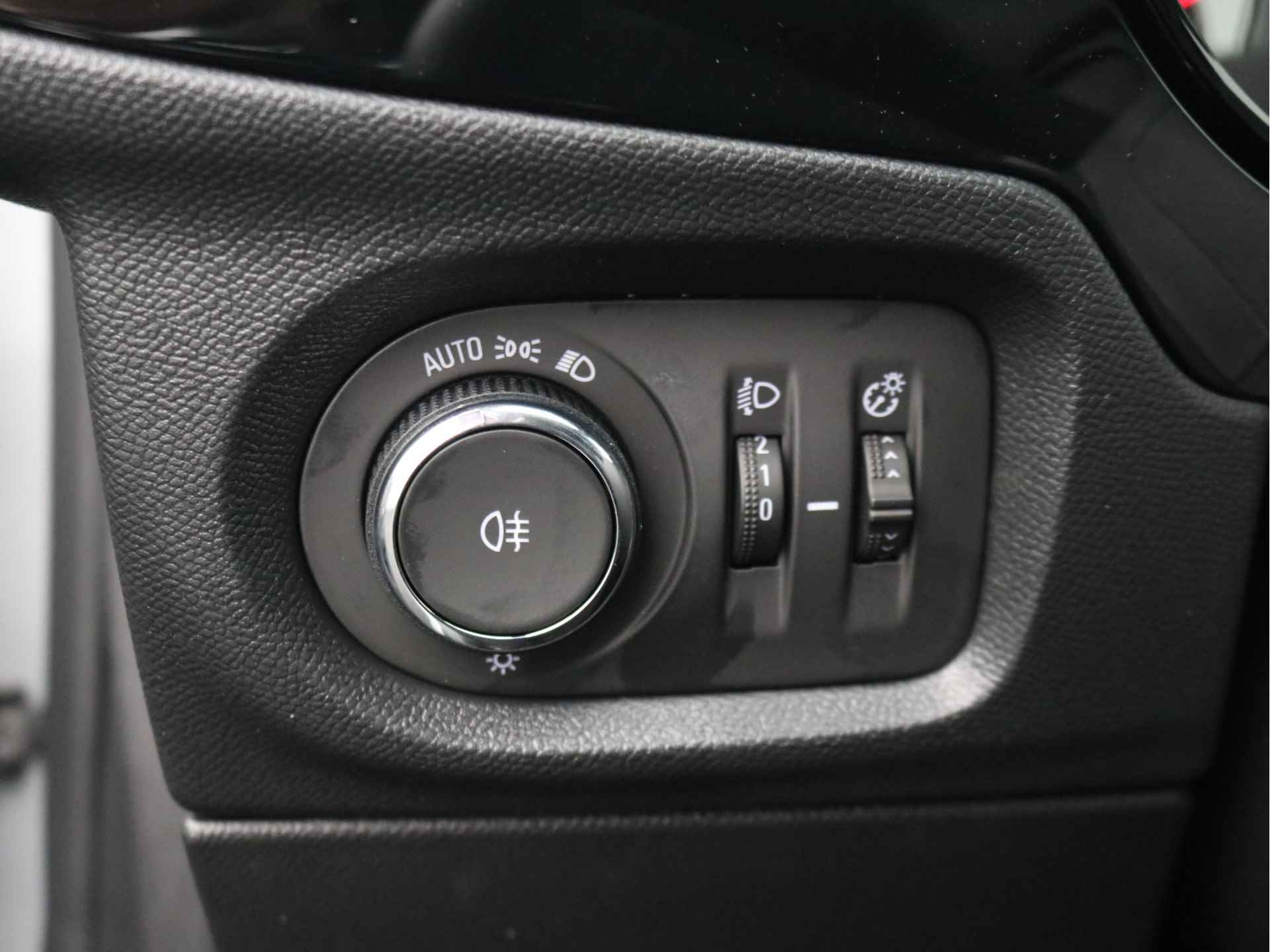Opel Corsa 1.2 Edition | Airco | DAB+ | Cruise | Apple Carplay | ''16 licht metaal | Parkeer sensoren achter | Bluetooth - 22/23