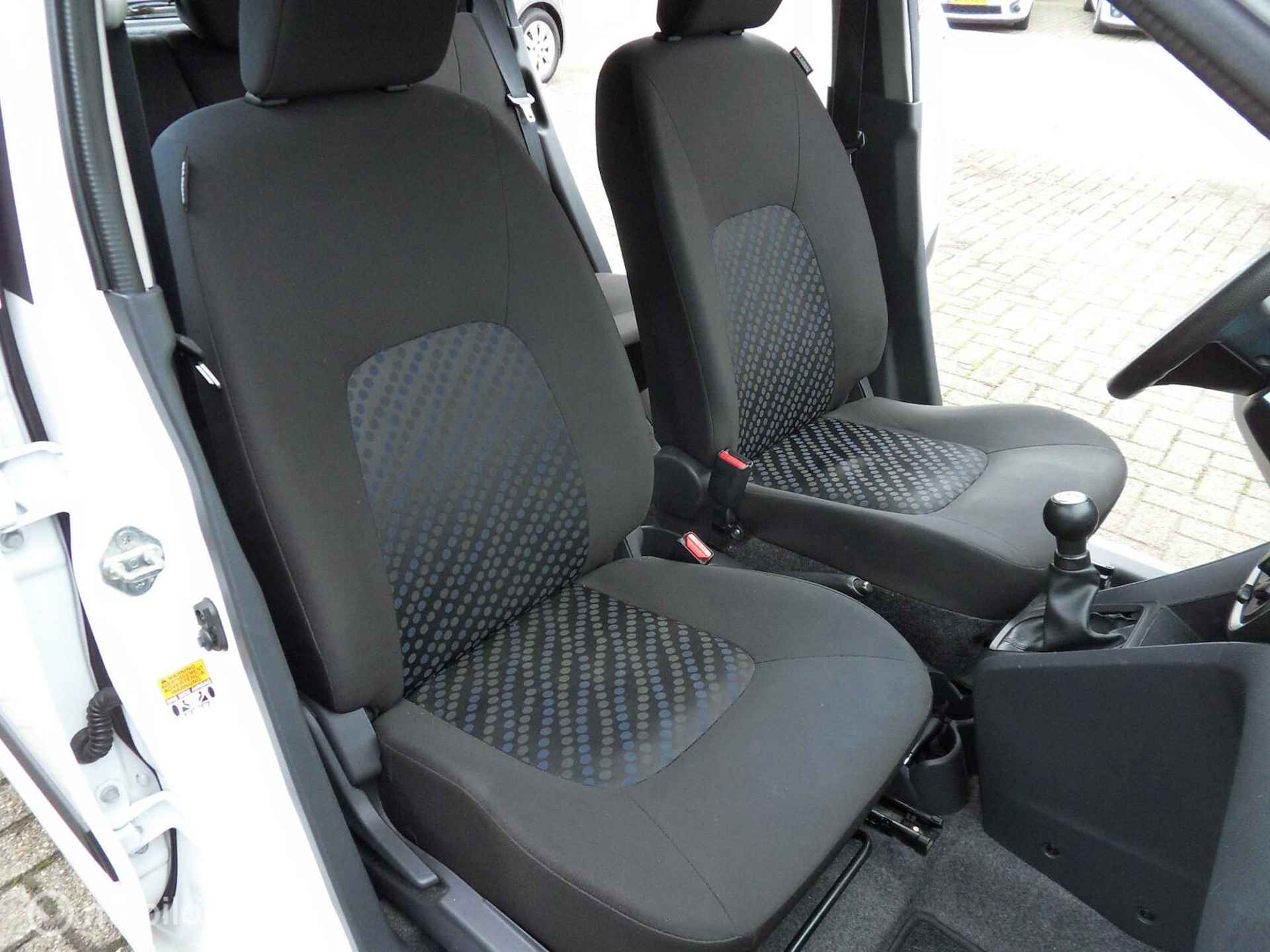 Suzuki Celerio 1.0 Comfort 5 deurs, Airco, Stootlijsten, 4 Seizoensbanden - 15/28