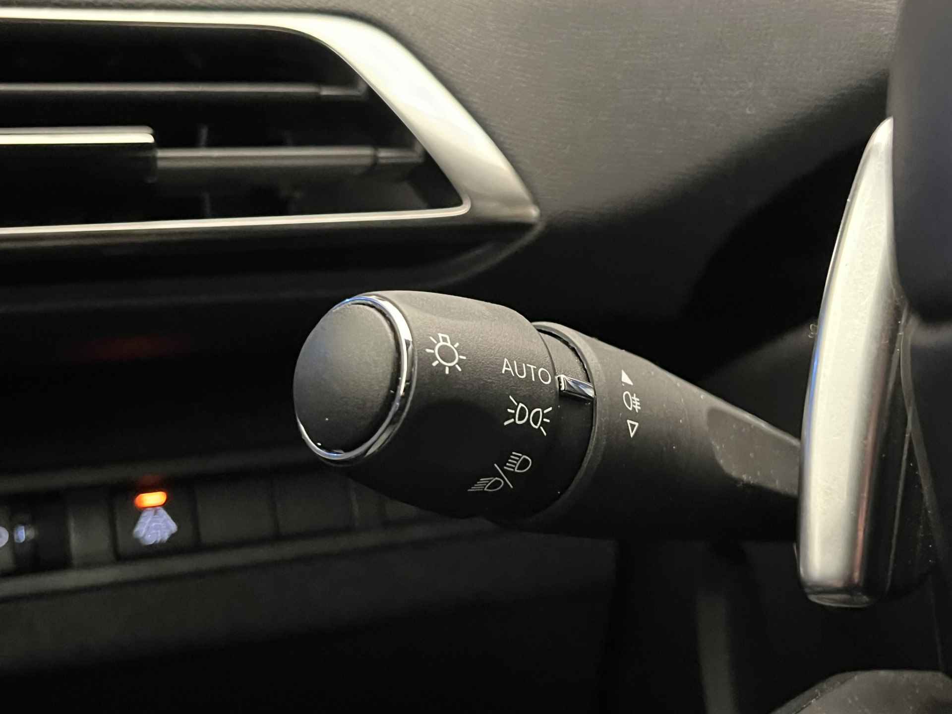 Peugeot 3008 1.2 130pk EAT8 Automaat Allure Pack Business | Navigatie | Climate | Cruise | Keyless | Camera | LED | 18" LMV | Stoelverwarming - 37/48