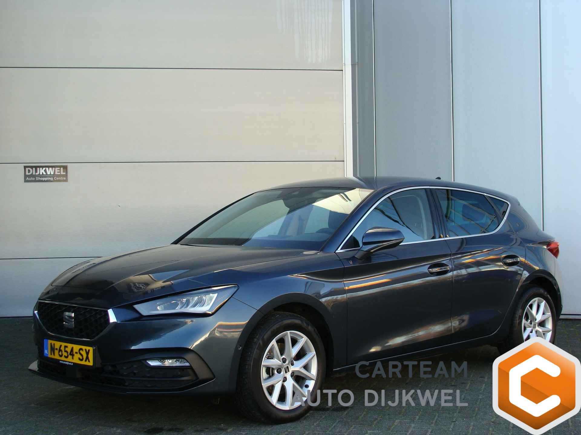 SEAT Leon 1.0 TSI 110pk Style Business Intense - 1/65