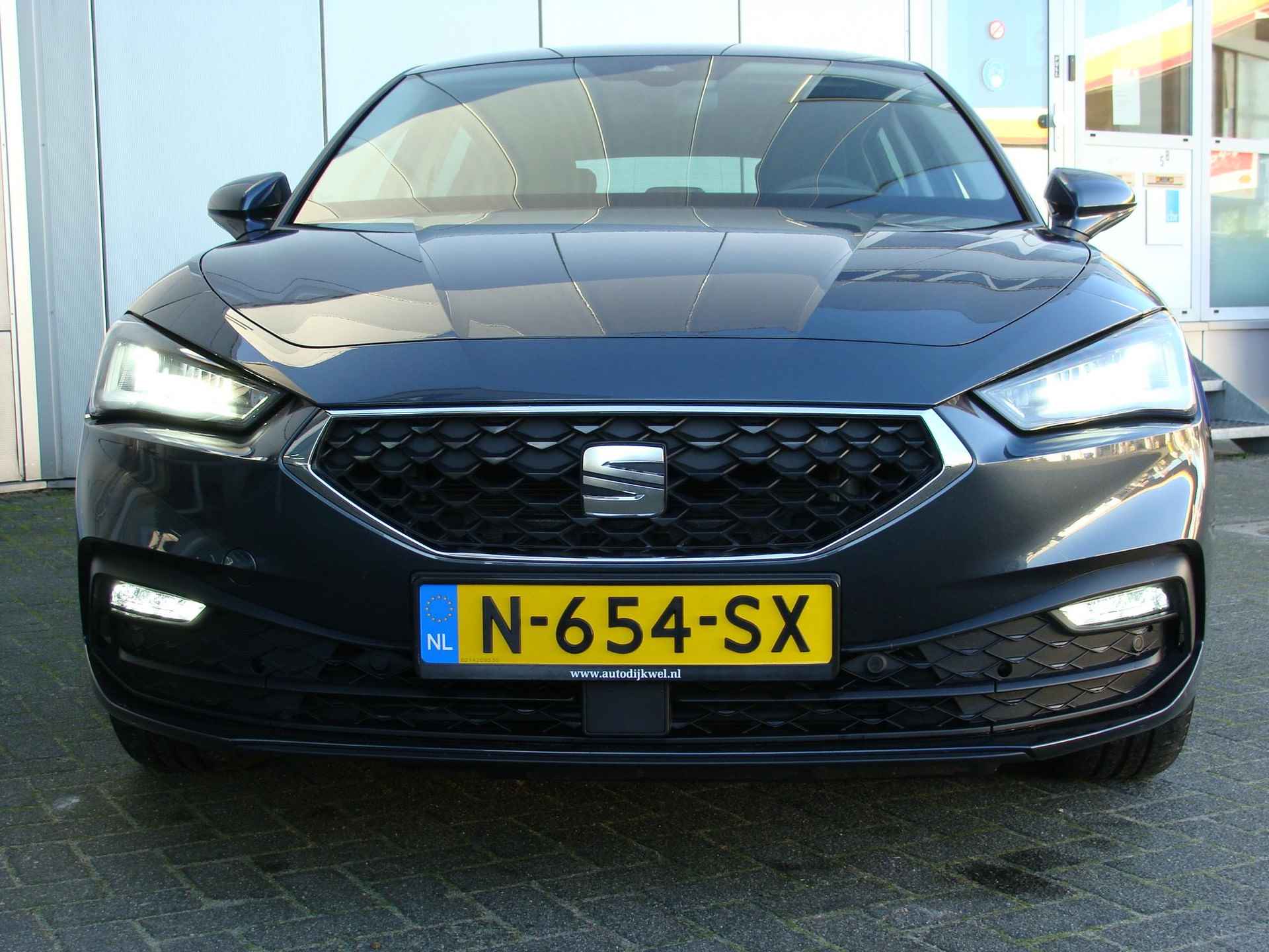 SEAT Leon 1.0 TSI 110pk Style Business Intense - 49/65