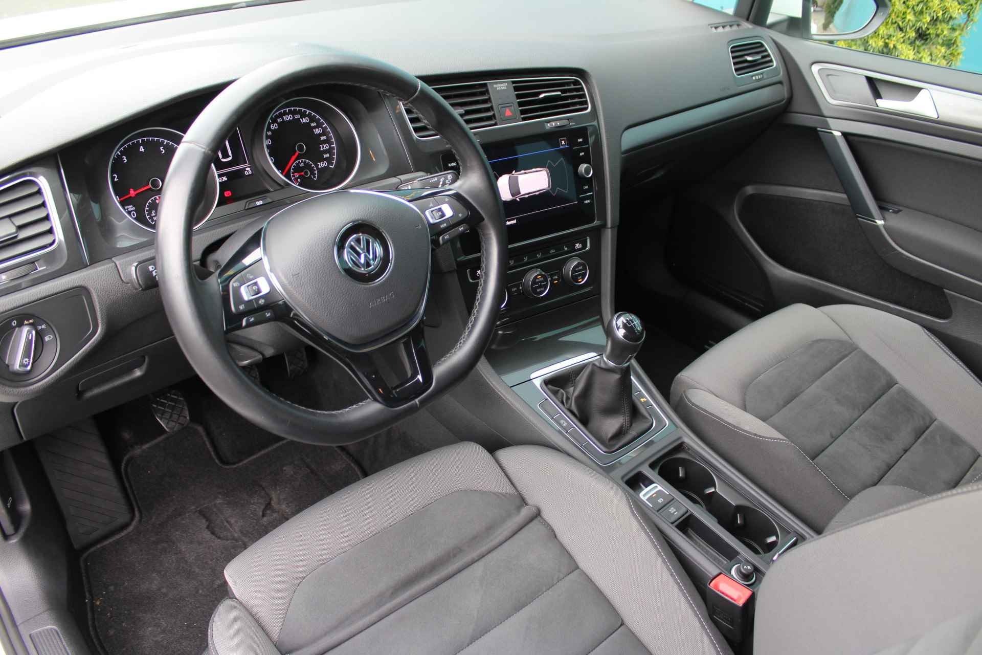 Volkswagen GOLF Variant 1.0 TSI Comfortline Business Comfort/ECC/NAV/LMV/PDC/STOELVERW. - 21/24