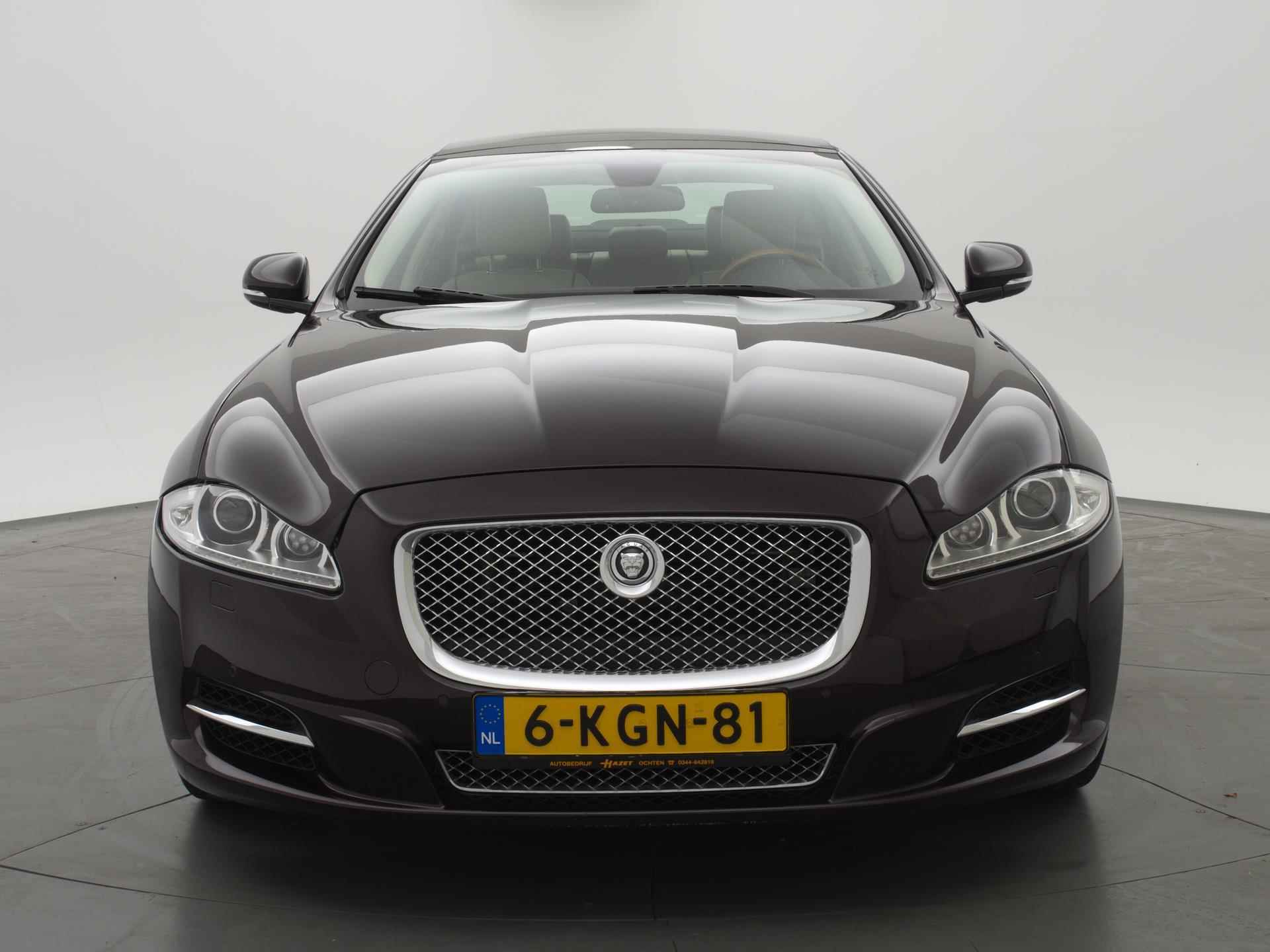 Jaguar XJ 5.0 V8 PORTFOLIO LWB + BOWERS & WILKINS / PANORAMA / MASSAGE - 7/43