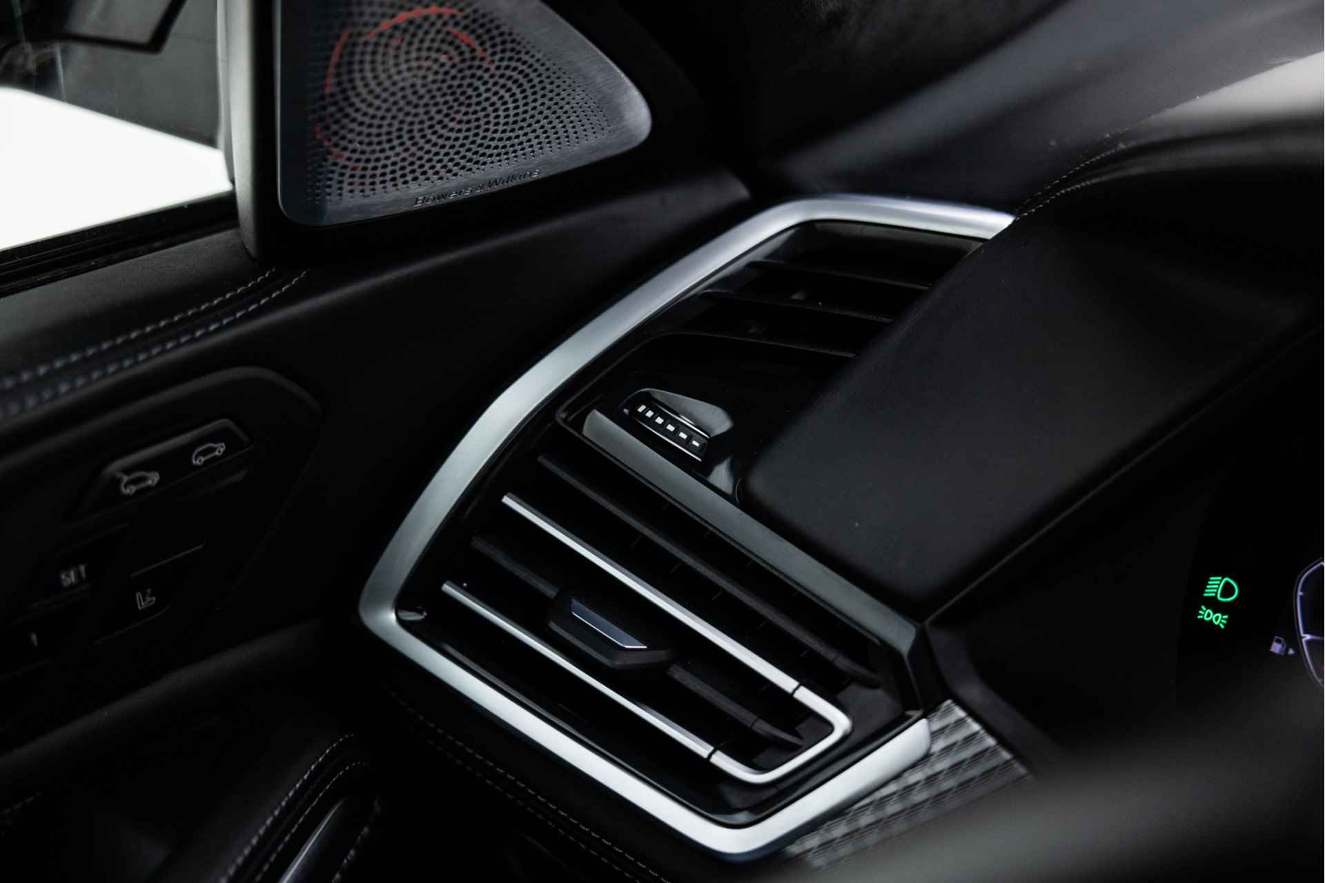 BMW X6 M Competition 625 PK | Pano | Bowers & Wilkins | Carbon | Trekhaak - 65/67