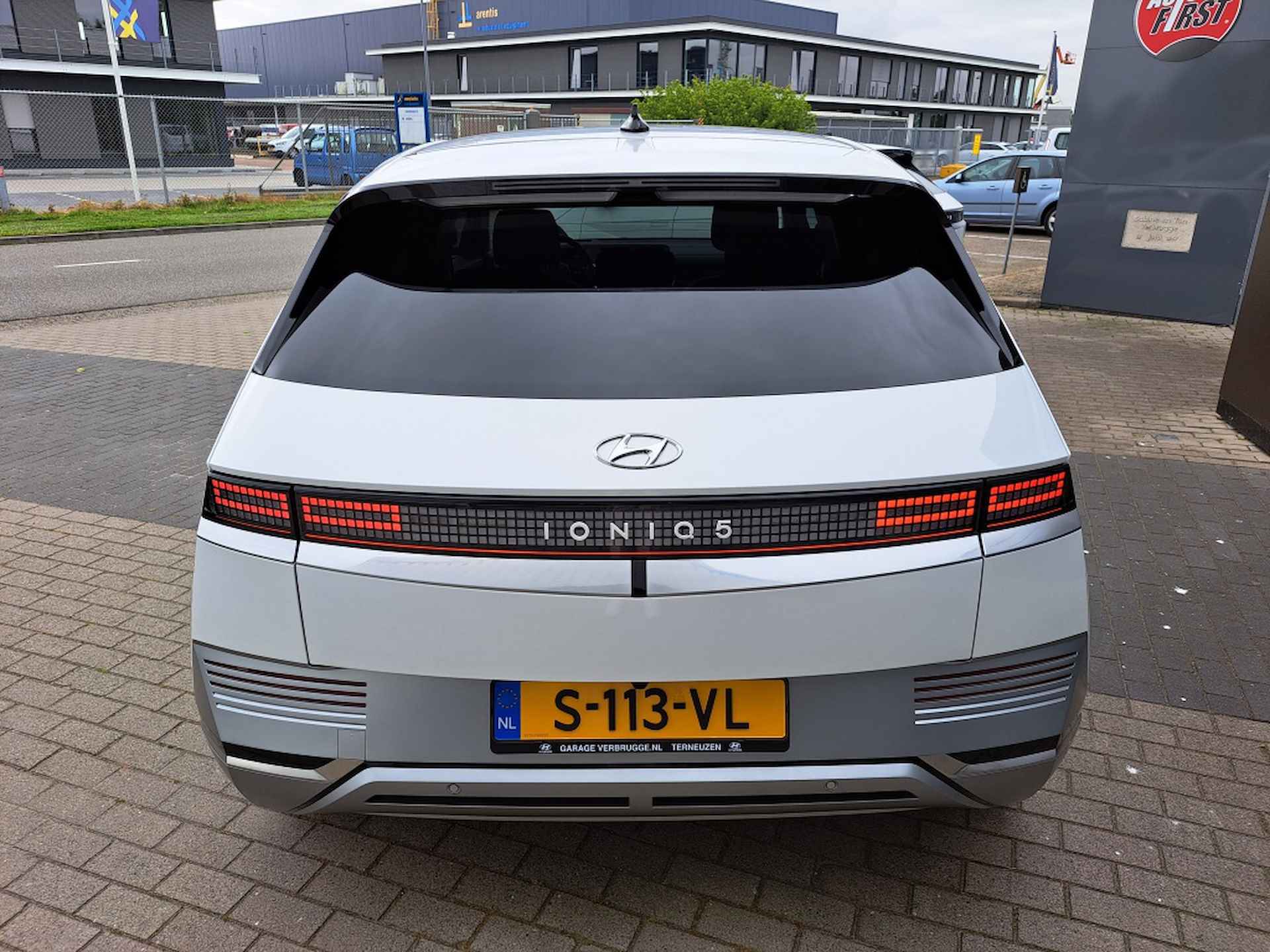 Hyundai IONIQ 5 77 kWh Lounge RWD | Navigatie | Leder stoelen | Stoel verwarming - 7/44