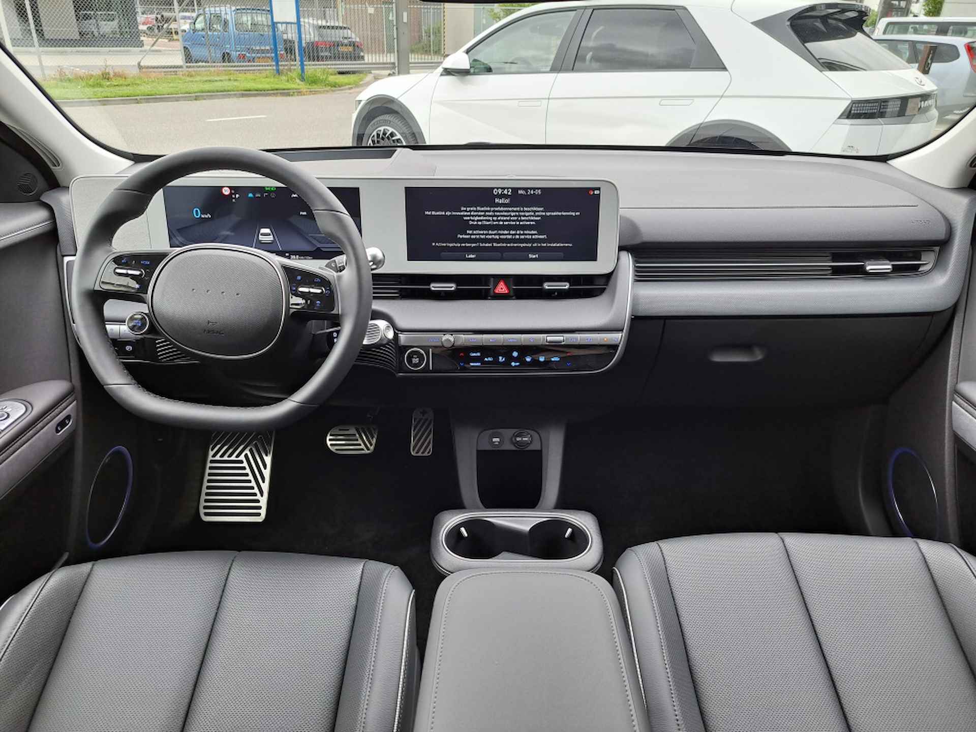 Hyundai IONIQ 5 77 kWh Lounge RWD | Navigatie | Leder stoelen | Stoel verwarming - 22/44